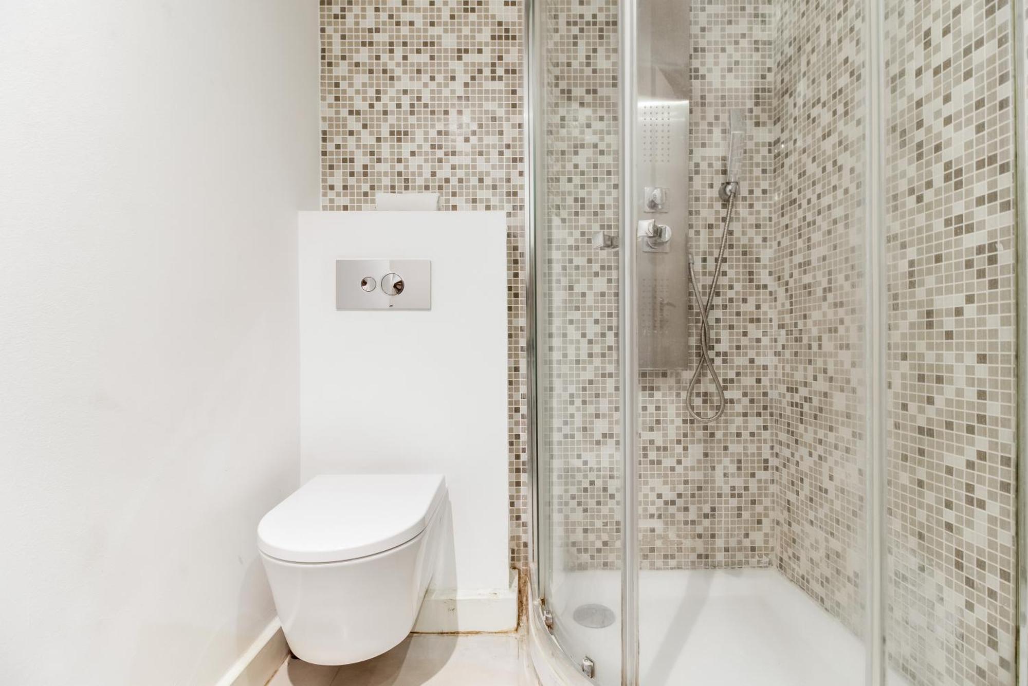 Apartment Cosy Retreat In Madragoa -lisbon