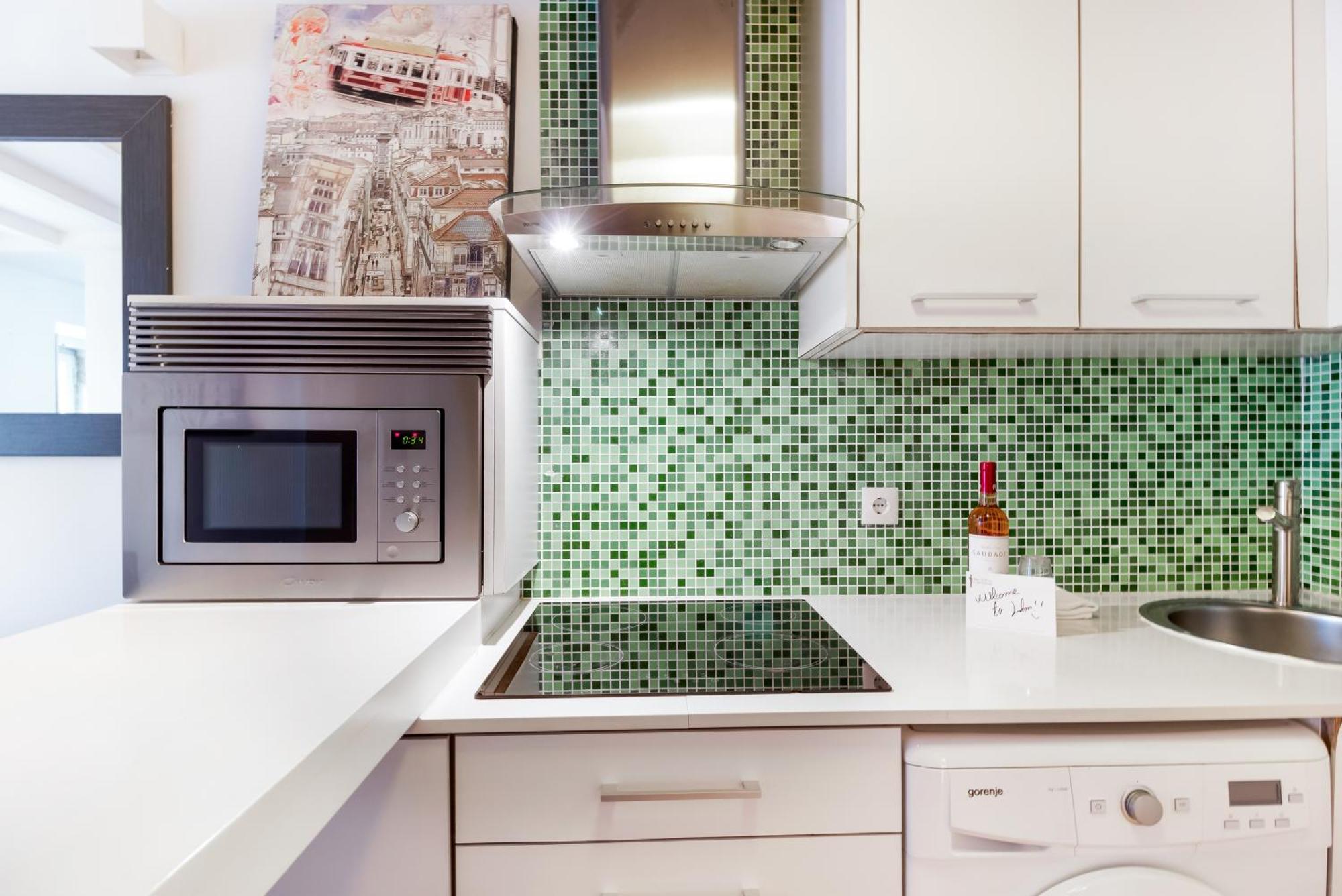 Apartment Cosy Retreat In Madragoa -lisbon *