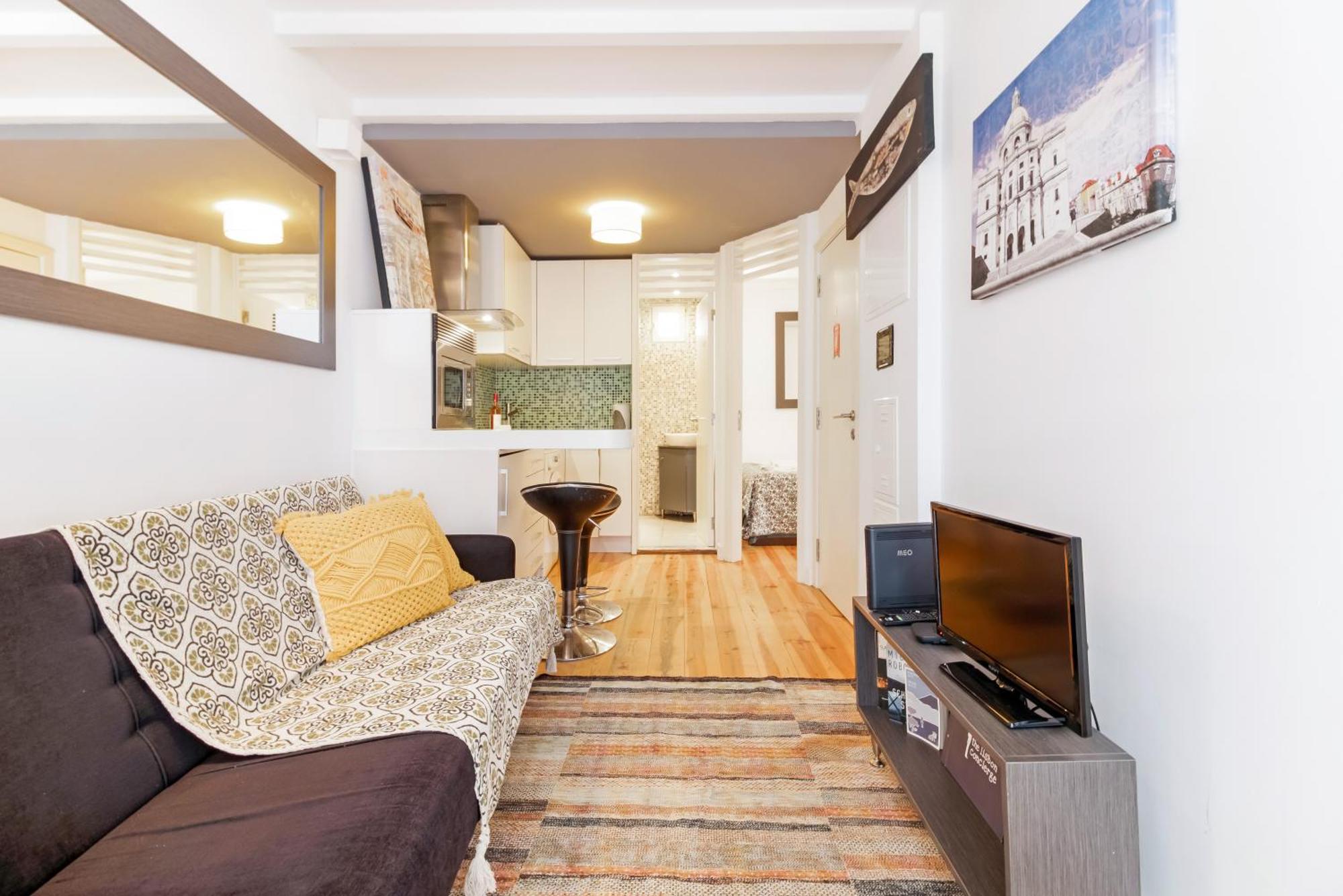 Apartment Cosy Retreat In Madragoa -lisbon