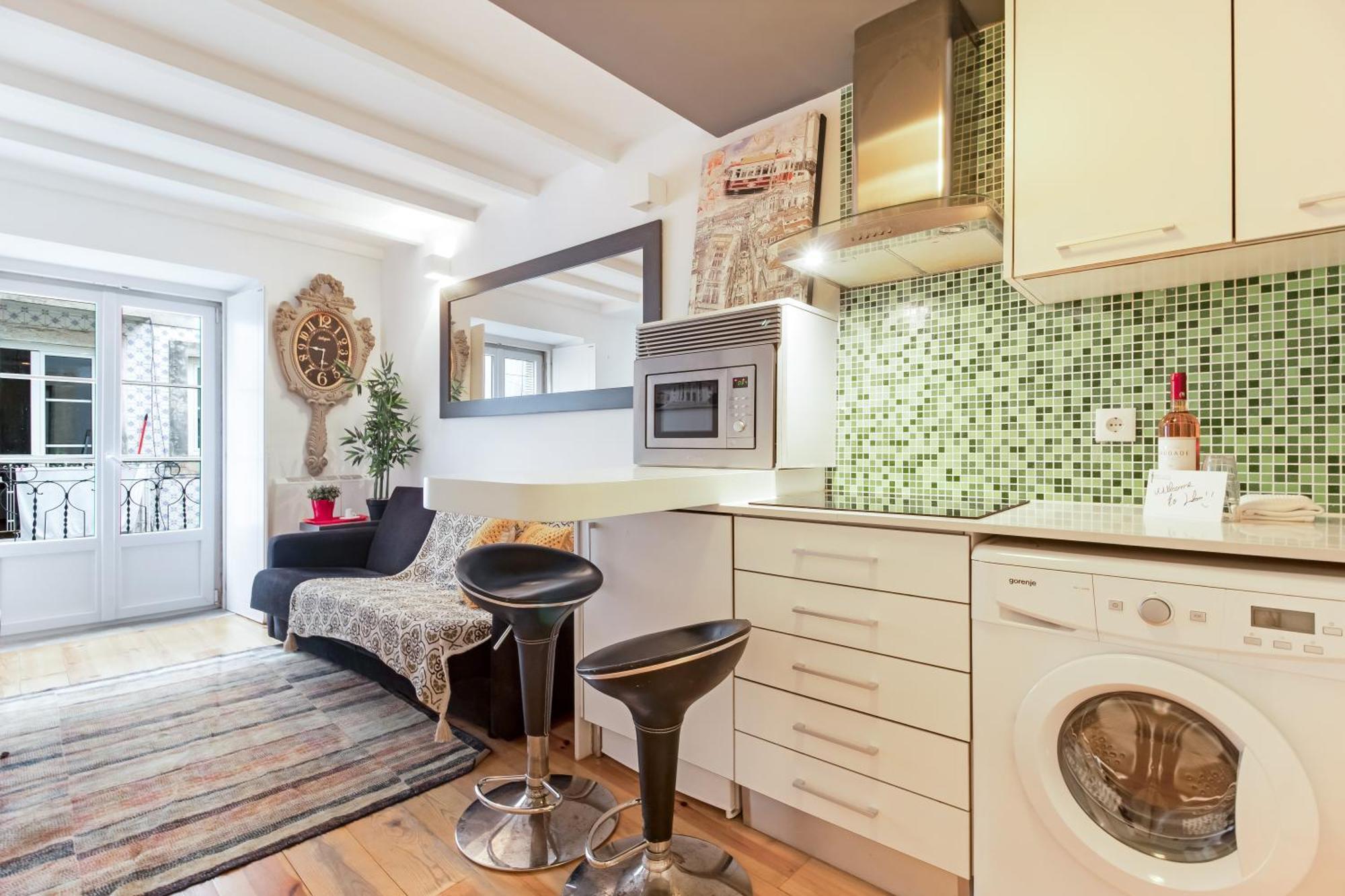Cosy Retreat In Madragoa -lisbon * Lisbon