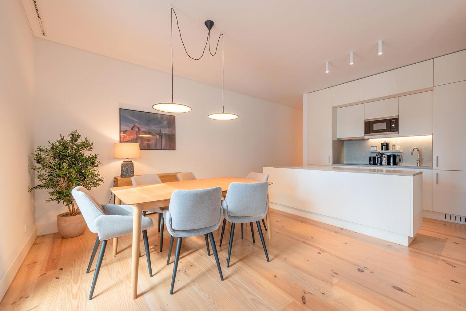 Guestready - Spacious 2 Bedroom Apt Near The River * Lisbon