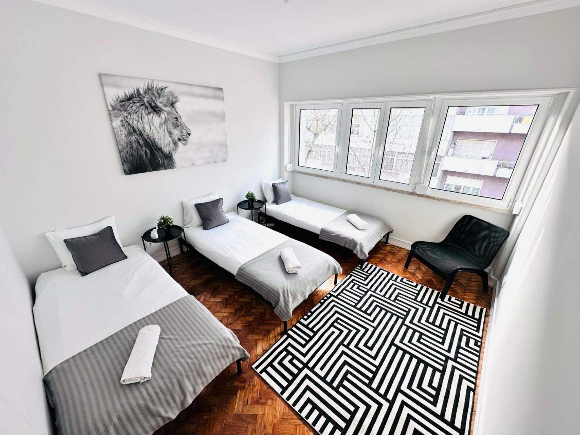 Crespo House Ii Fantastic E