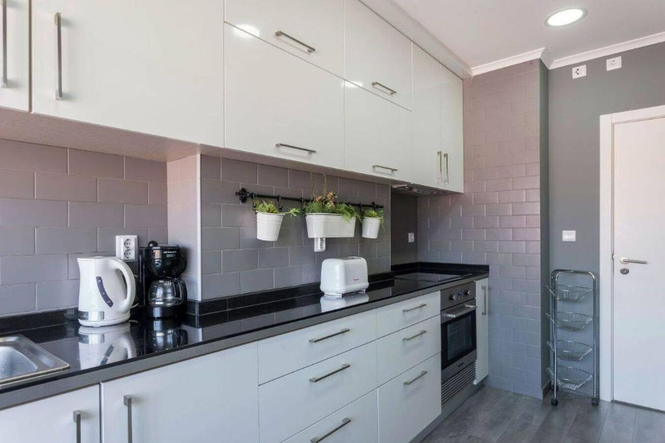 Apartment Be Local - With 2 Bedrooms In Moscavide - Lisbon