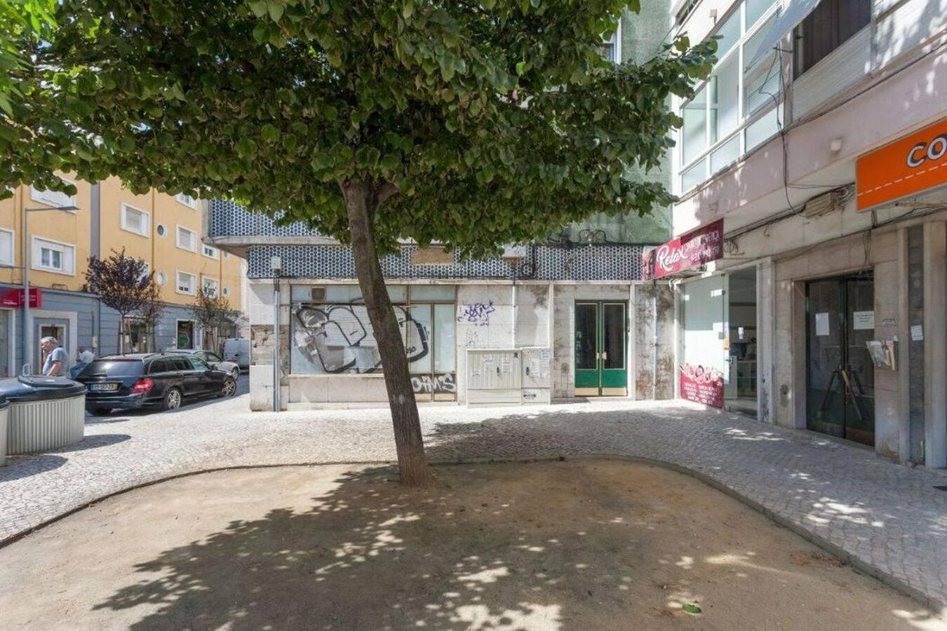 Apartment Be Local - With 2 Bedrooms In Moscavide - Lisbon