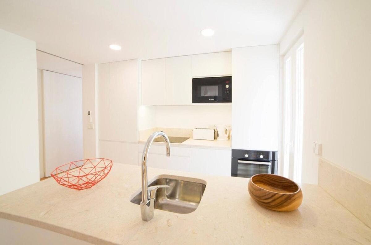Inn Bright 2 Bedroom With Parking In