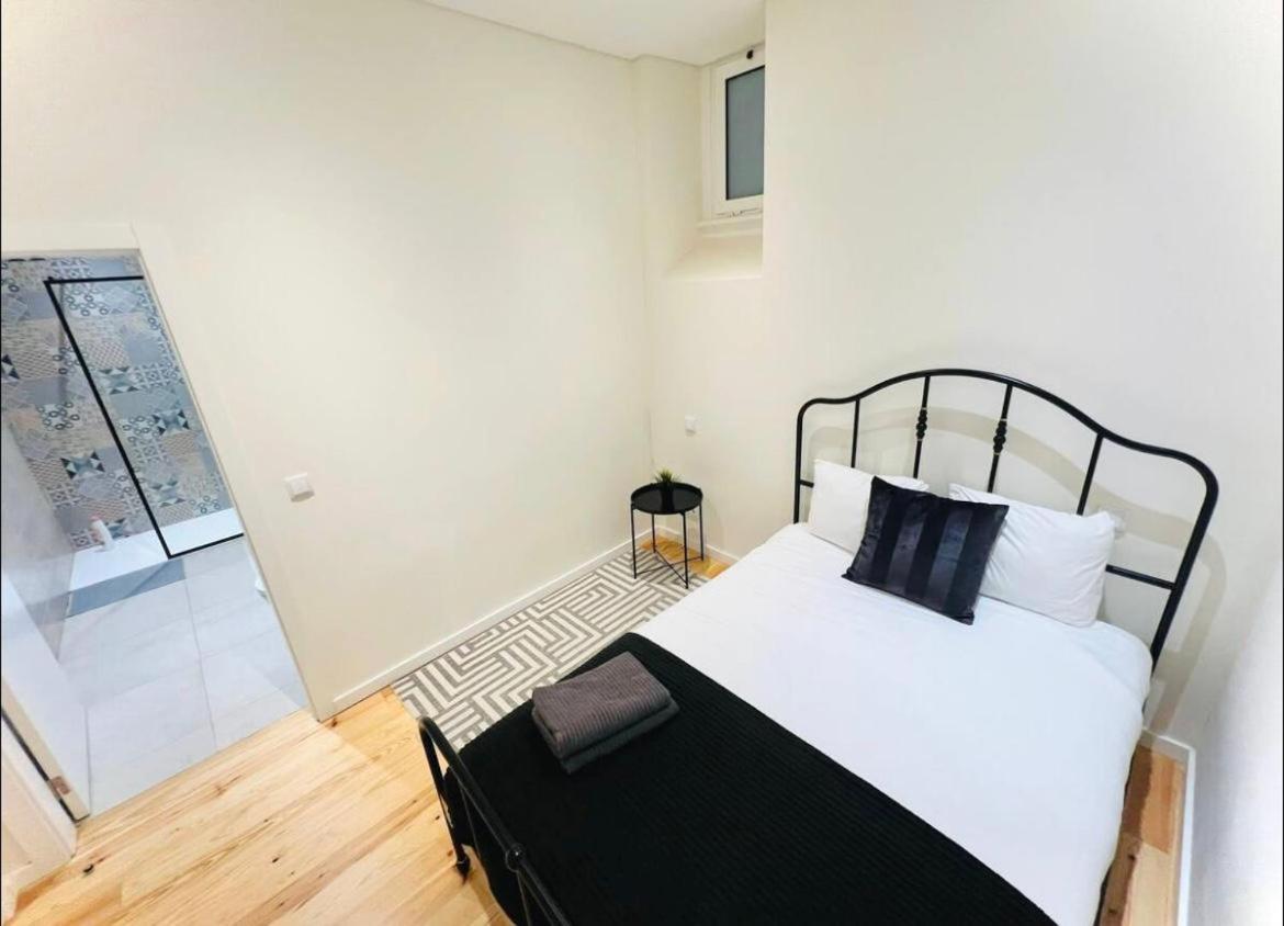 Apartment Center 3 Bedroom Flat Next To Avenida Liberdade