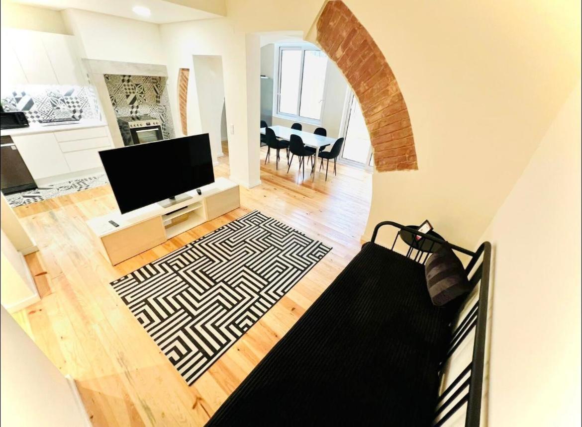 Center 3 Bedroom Flat Next To Avenida Liberdade * Lisbon