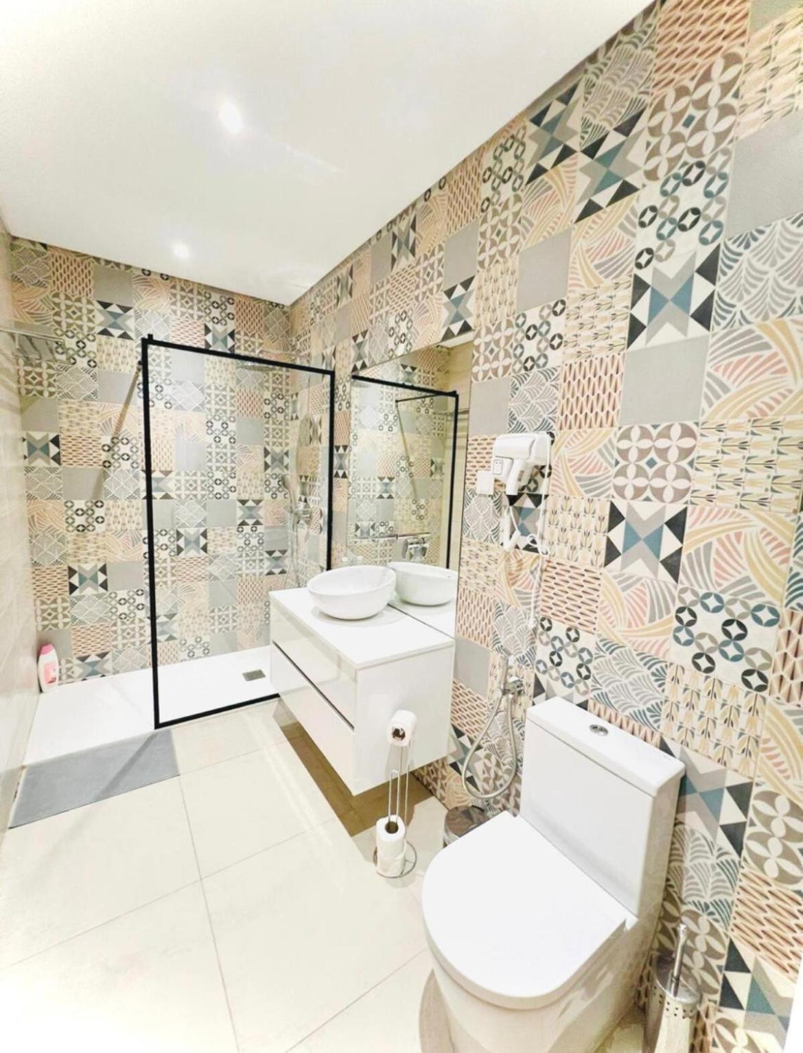 Center 3 Bedroom Flat Next To Avenida Liberdade Apartment