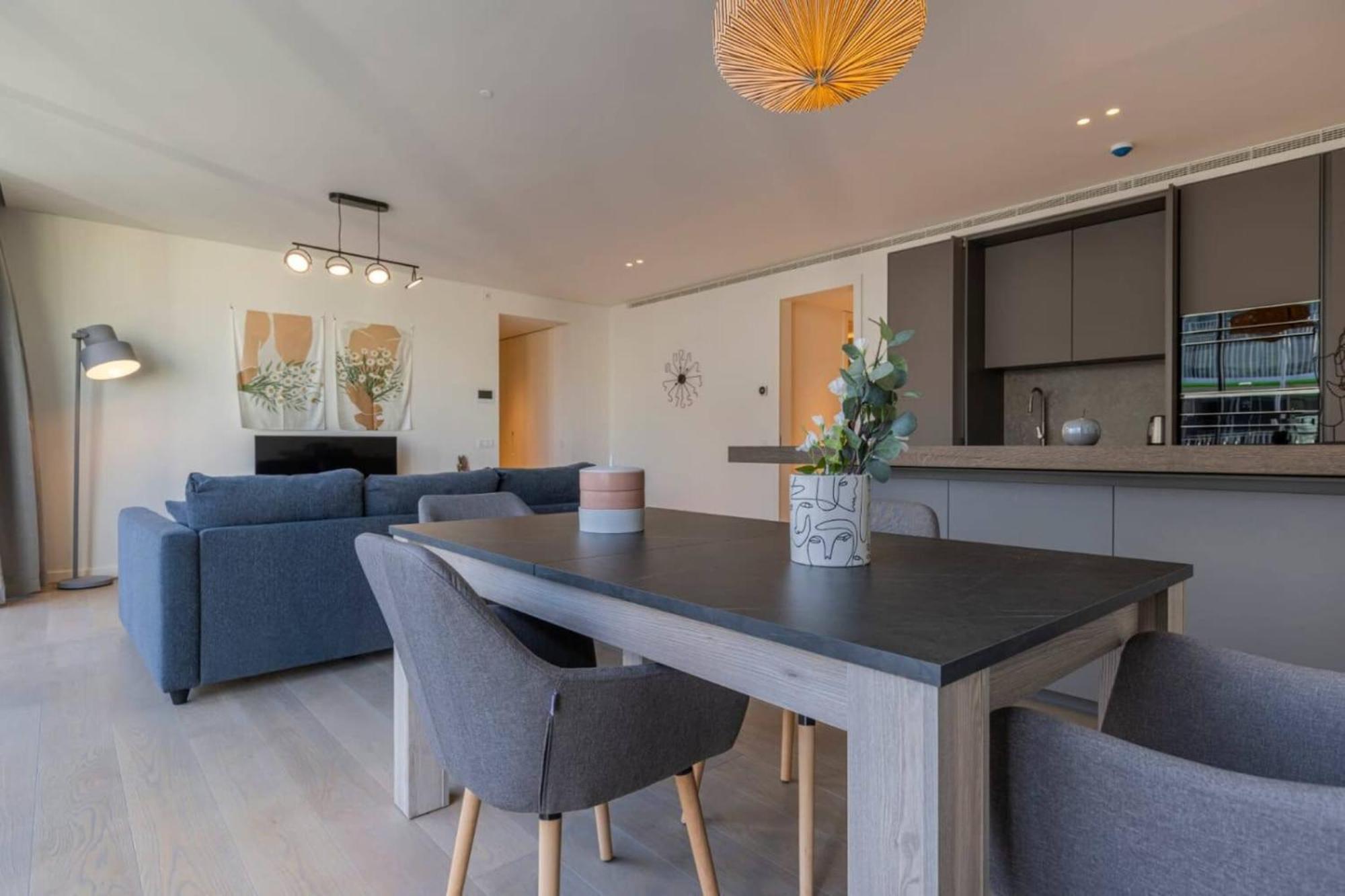 Riverside Delight Apartment *