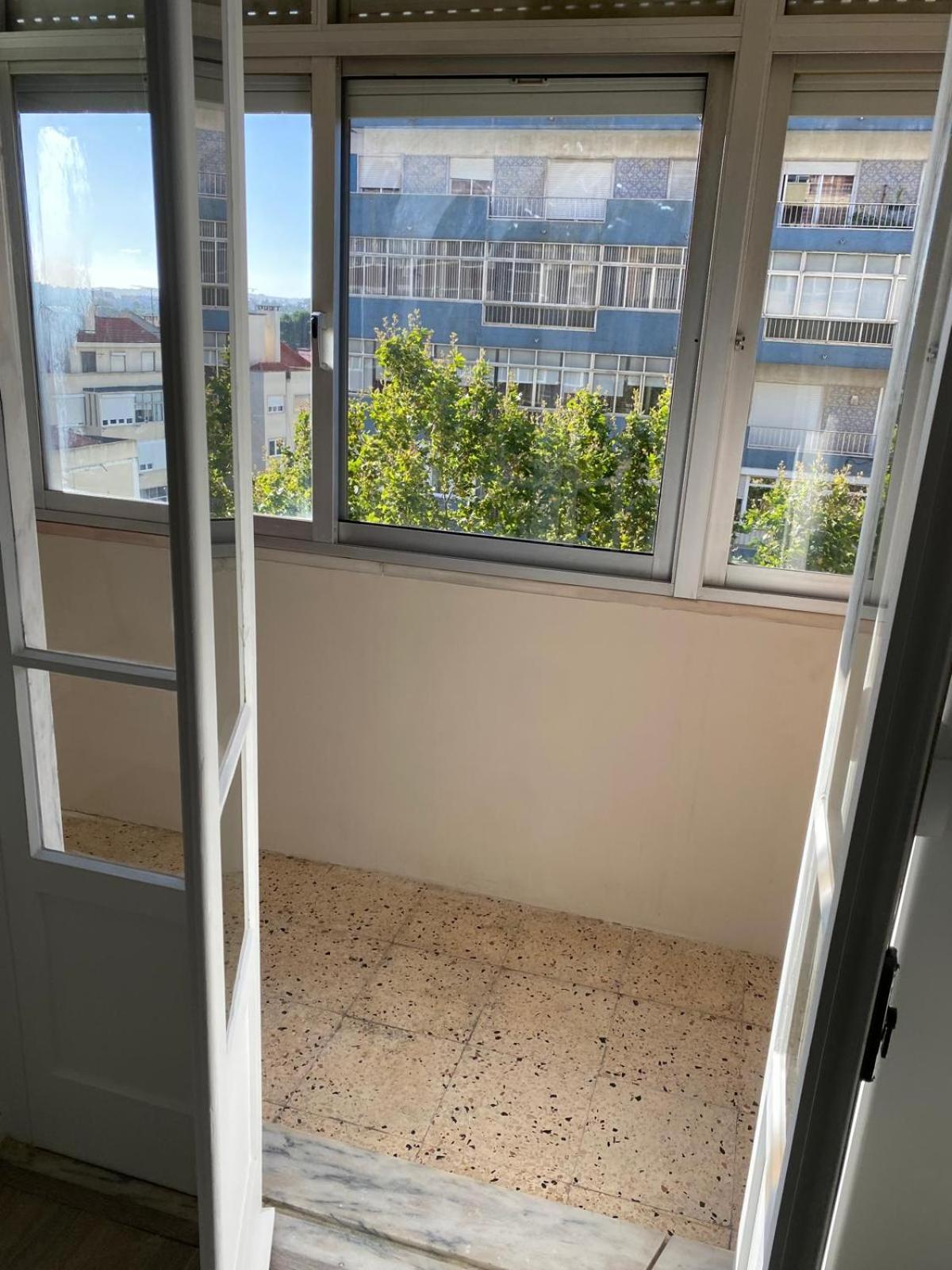 Alvalade Apartamento *