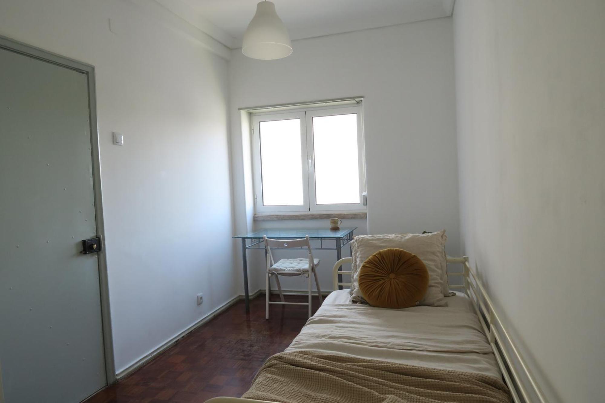 Homestay Cosmopolitan - Top Floor Lisbon
