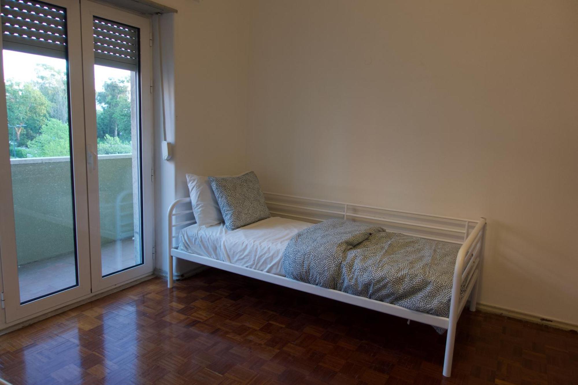 Cosmopolitan - Top Floor Homestay