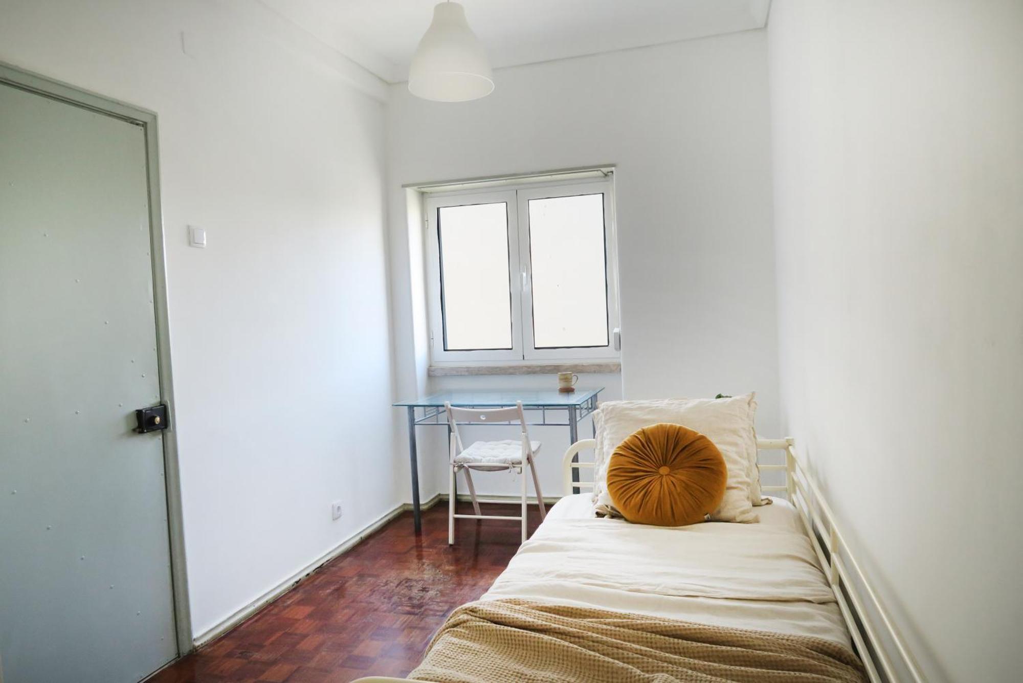 Homestay Cosmopolitan - Top Floor Lisbon