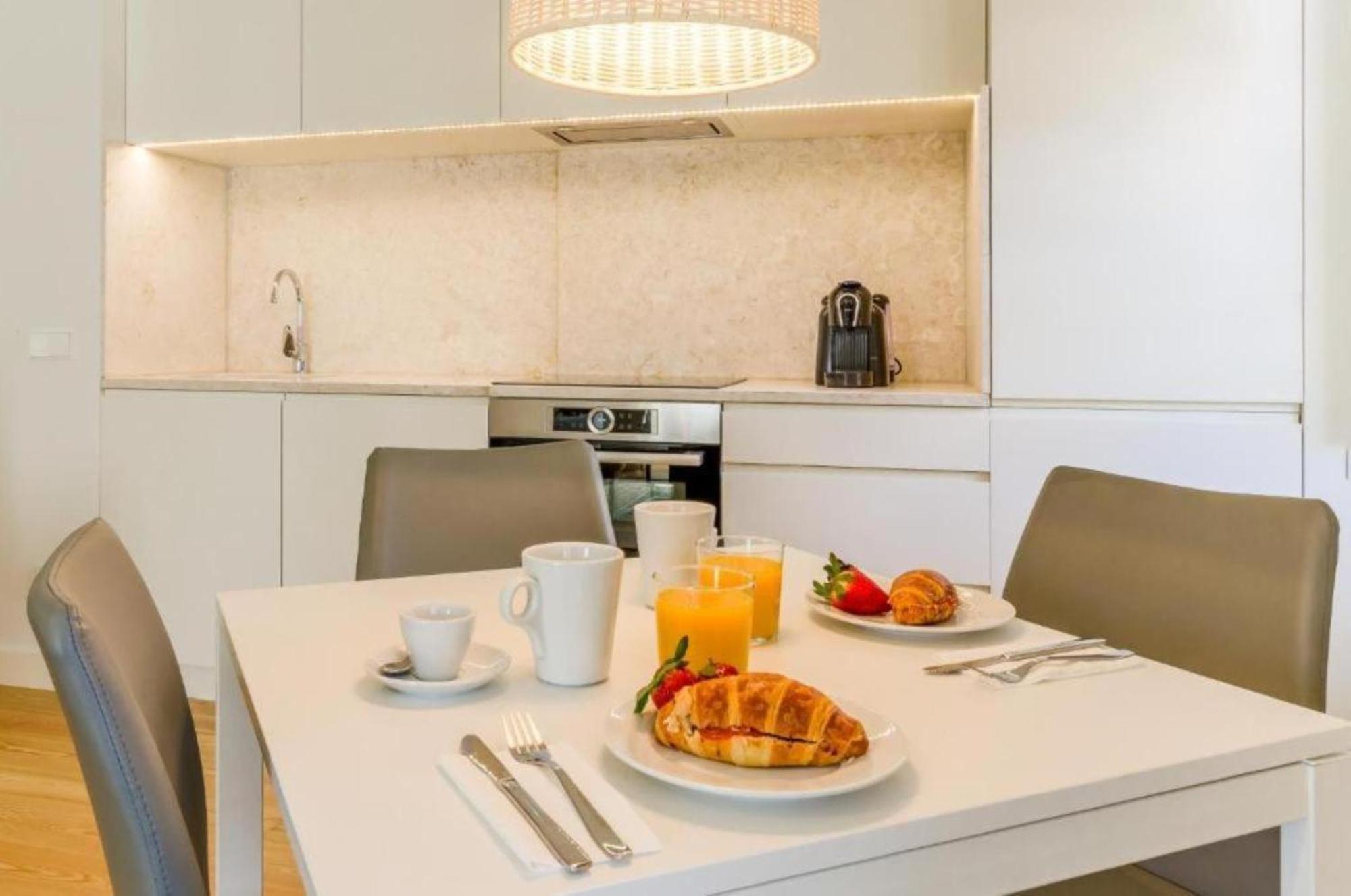 Casas D'mouraria Apartment Lisbon