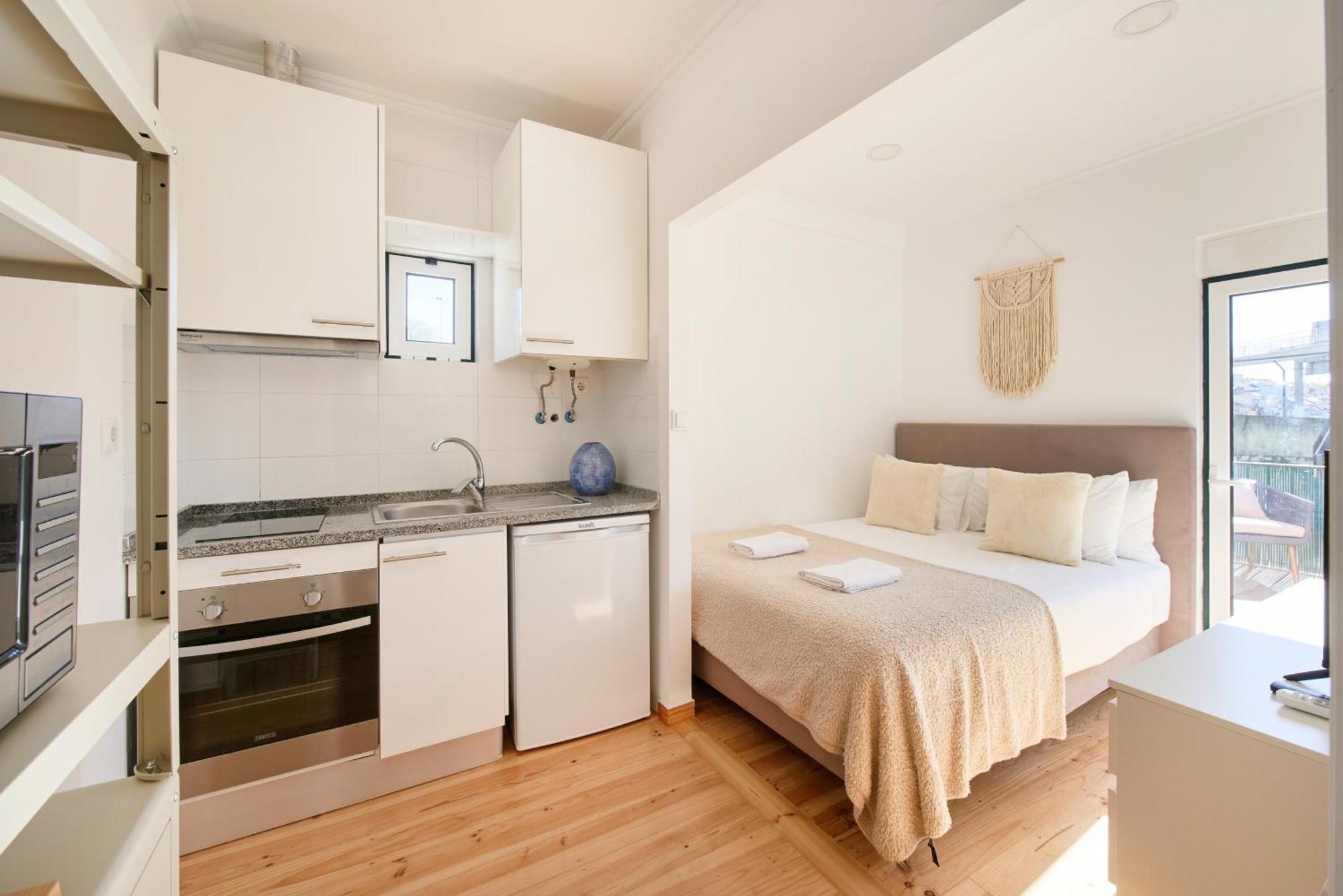 2# Guest house *