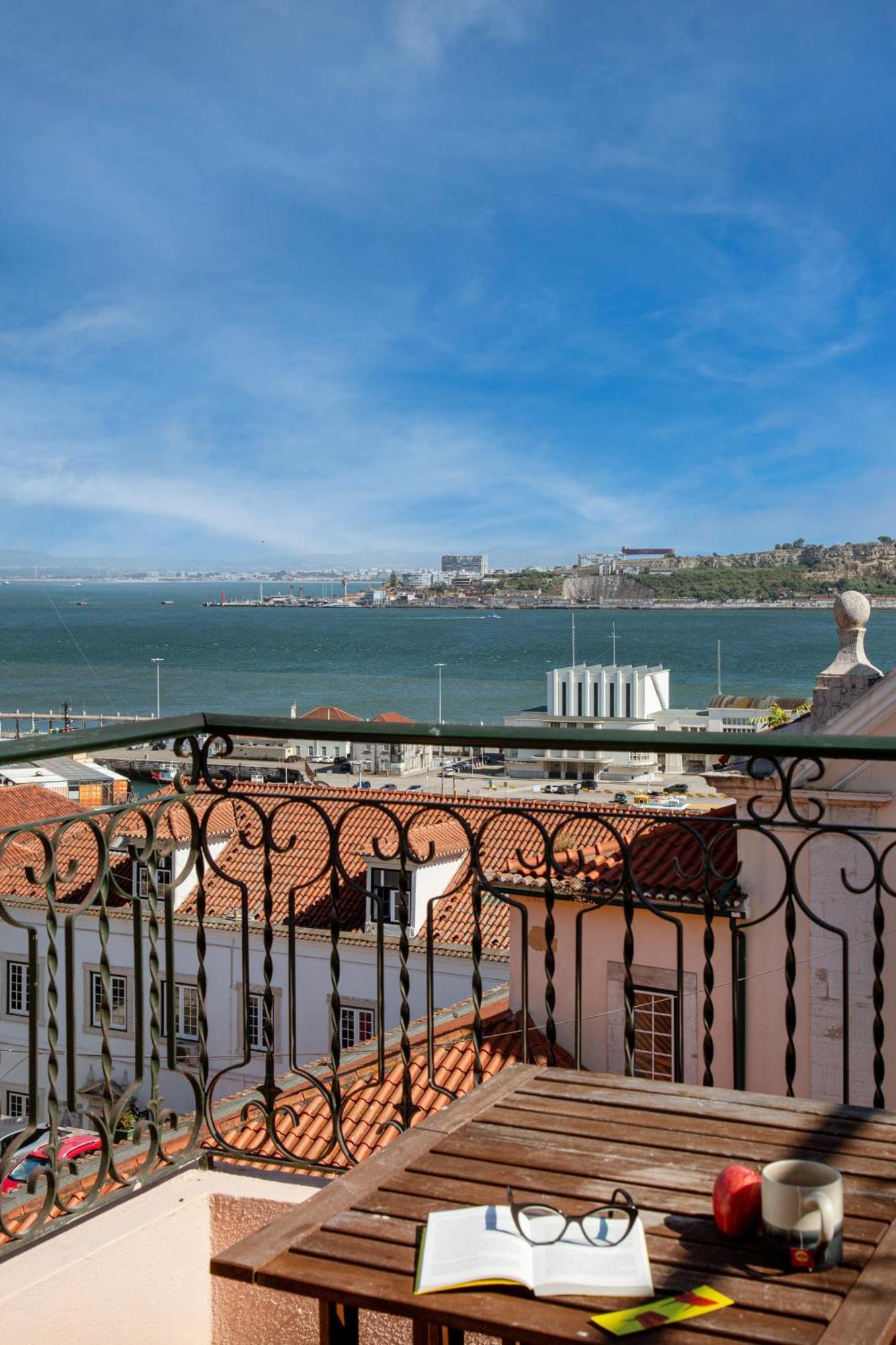 Arriaga River Views Ii Apartment Lisbon