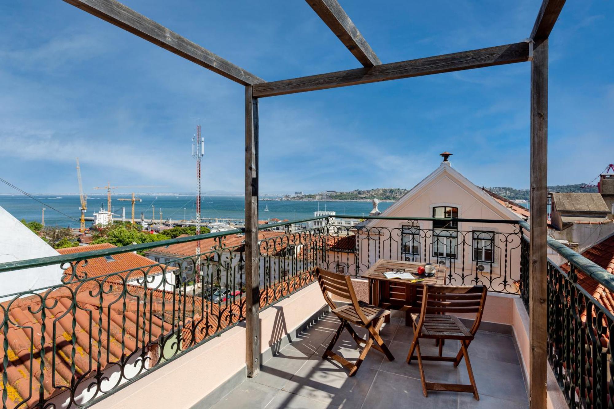 Arriaga River Views Ii Apartment