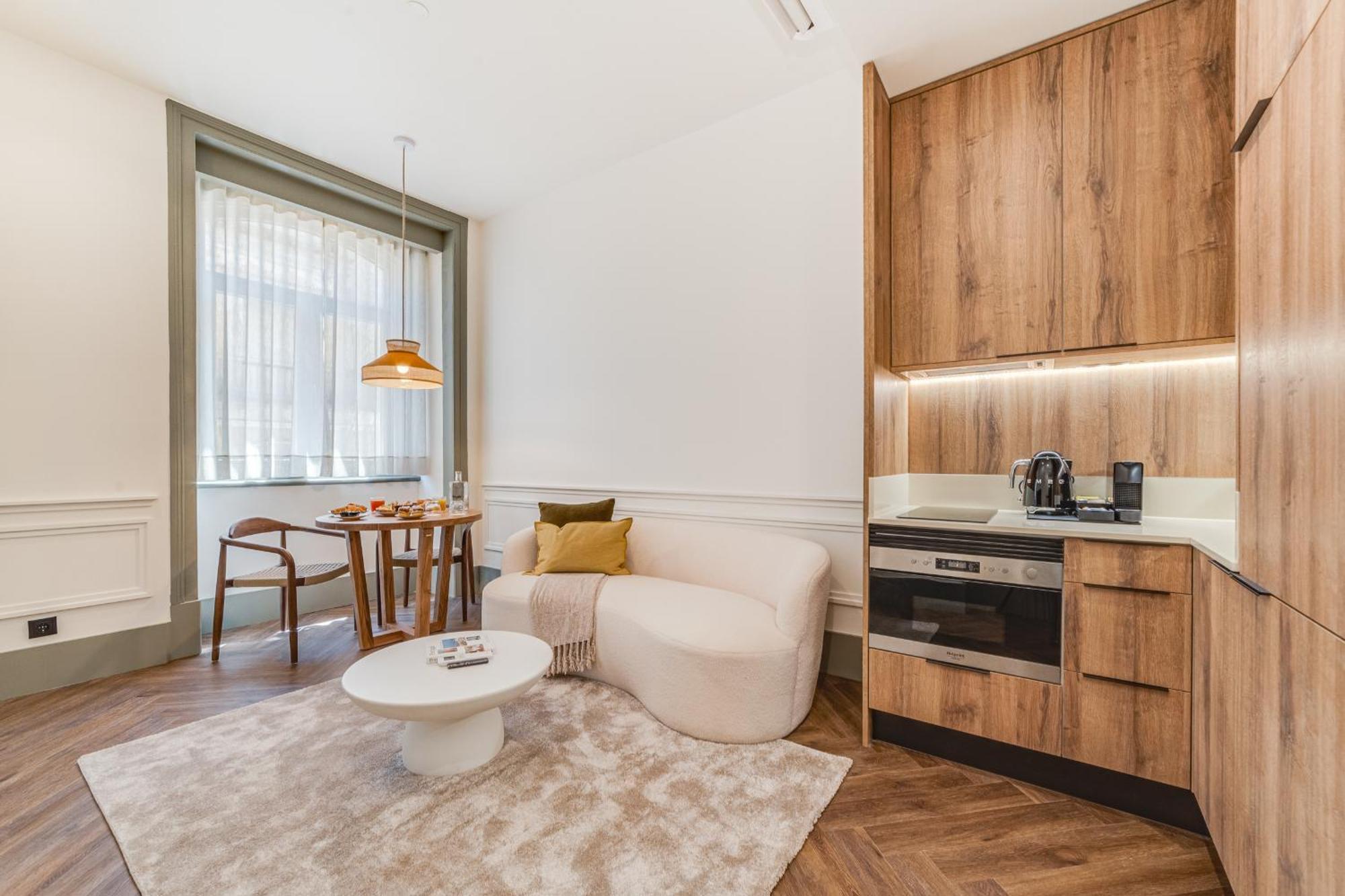 Hygge House Downtown Apartment *