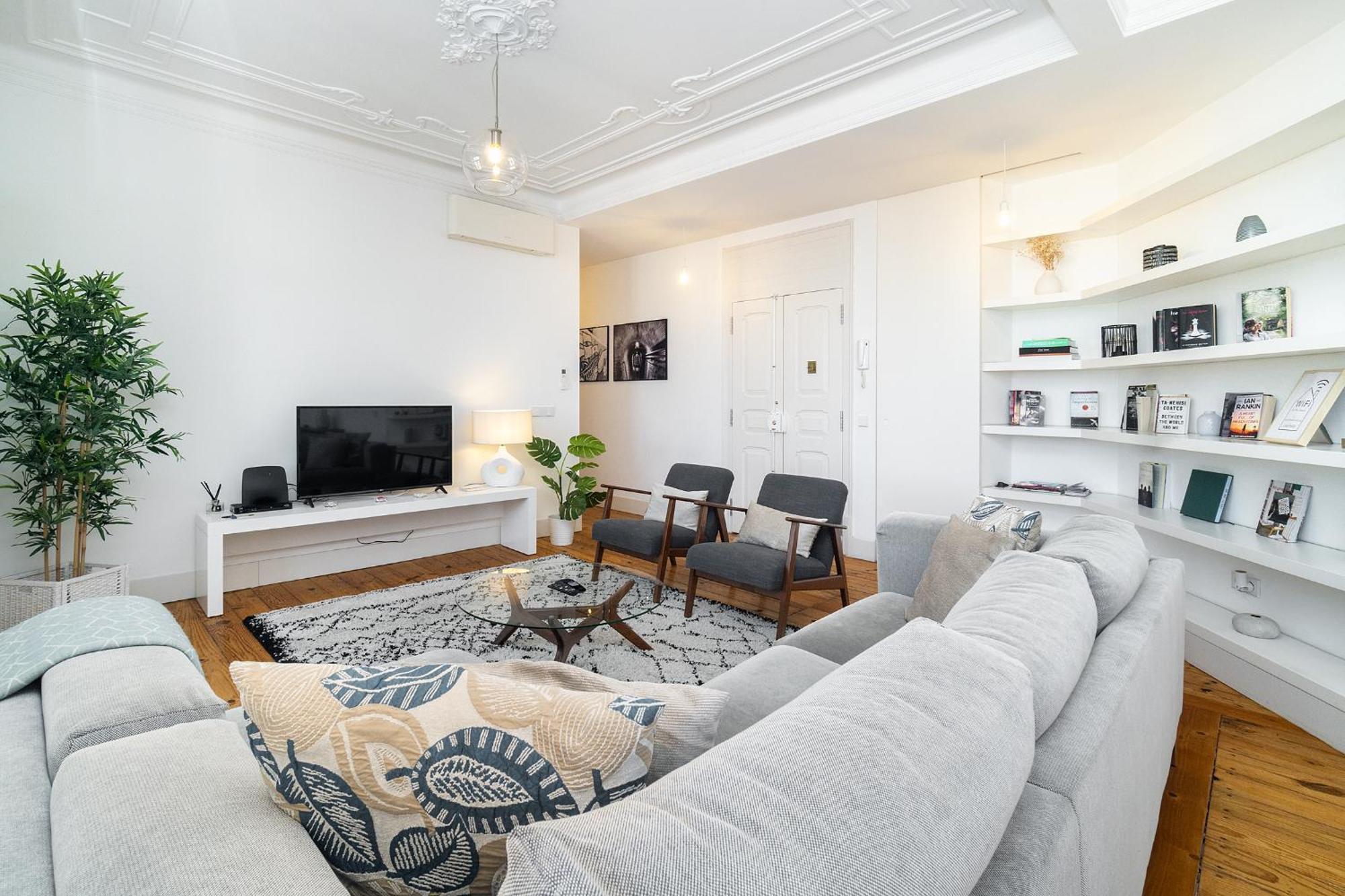 Whome Classic Beauty & Modern Retreat In Rato * Lisbon
