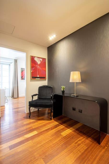 Chiado Deluxe Terrace 3 Bedroom * Lisbon