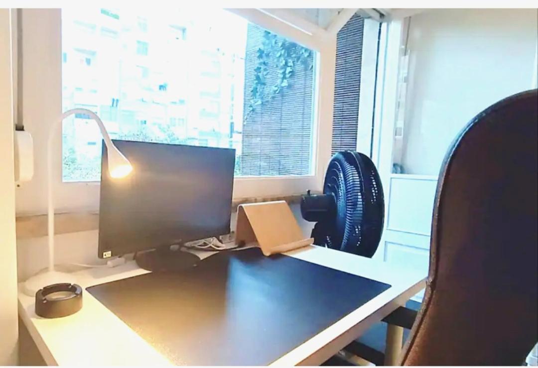 Homestay Private Rooms In Shared Apartment - Shared Bathroom And Dog Friendly Lisbon