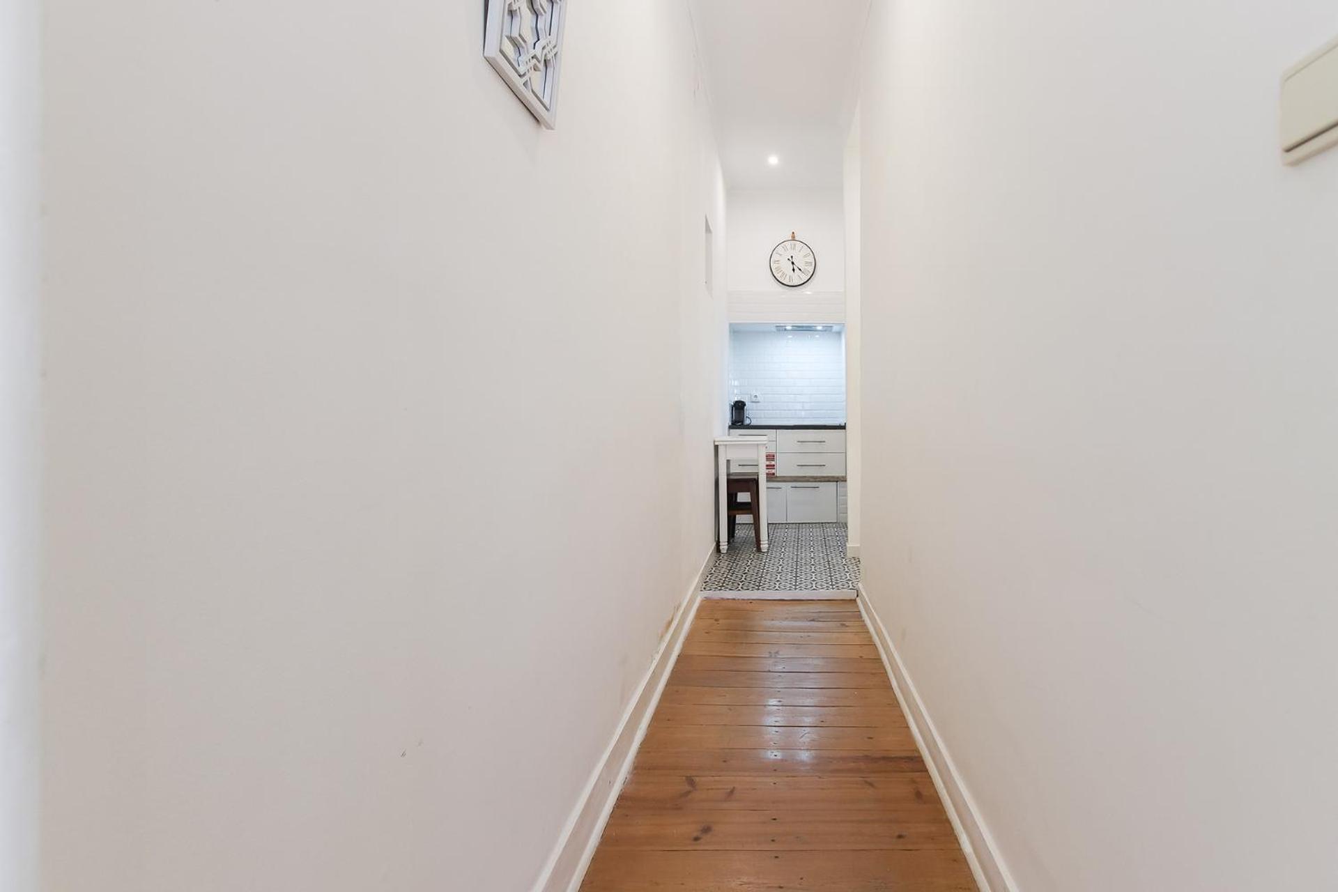 Apartment To Be Mouraria By Homing