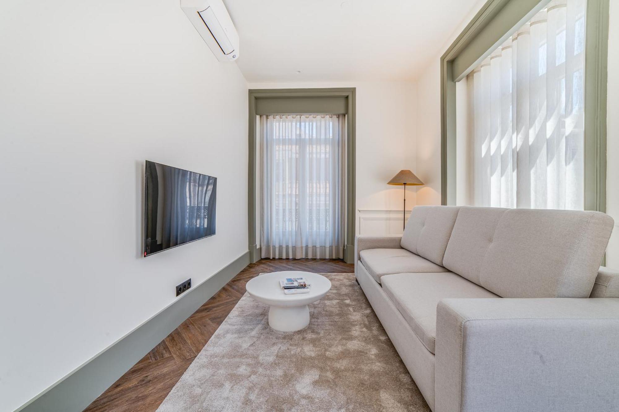 Hygge House Downtown Apartment *