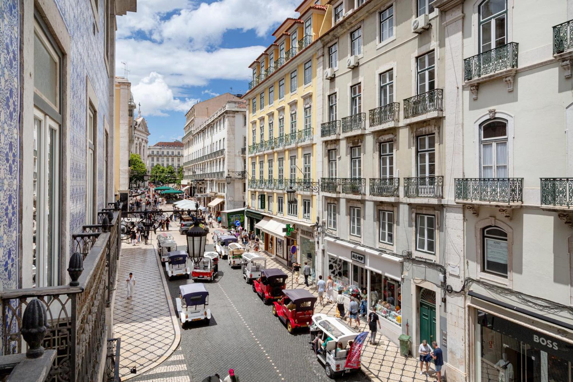 Trendy Chiado Flat *