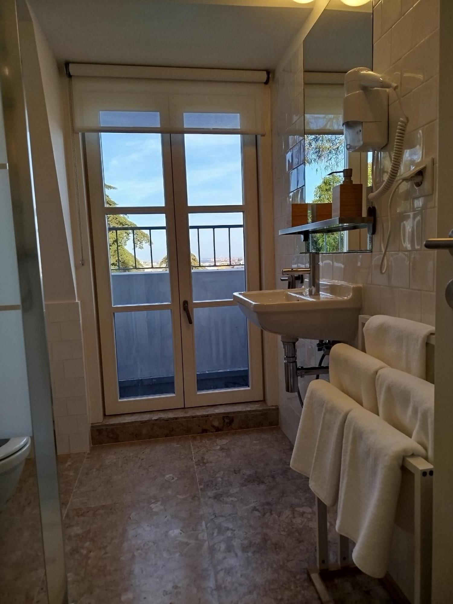 Ajuda Palace Apartment *
