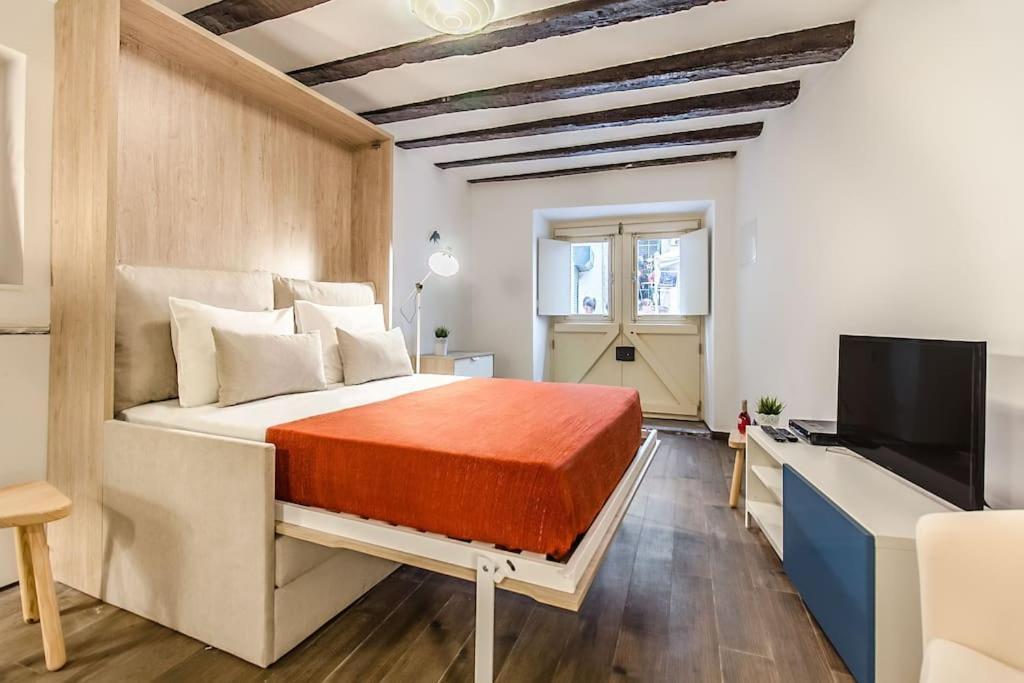 Alfama Guest *