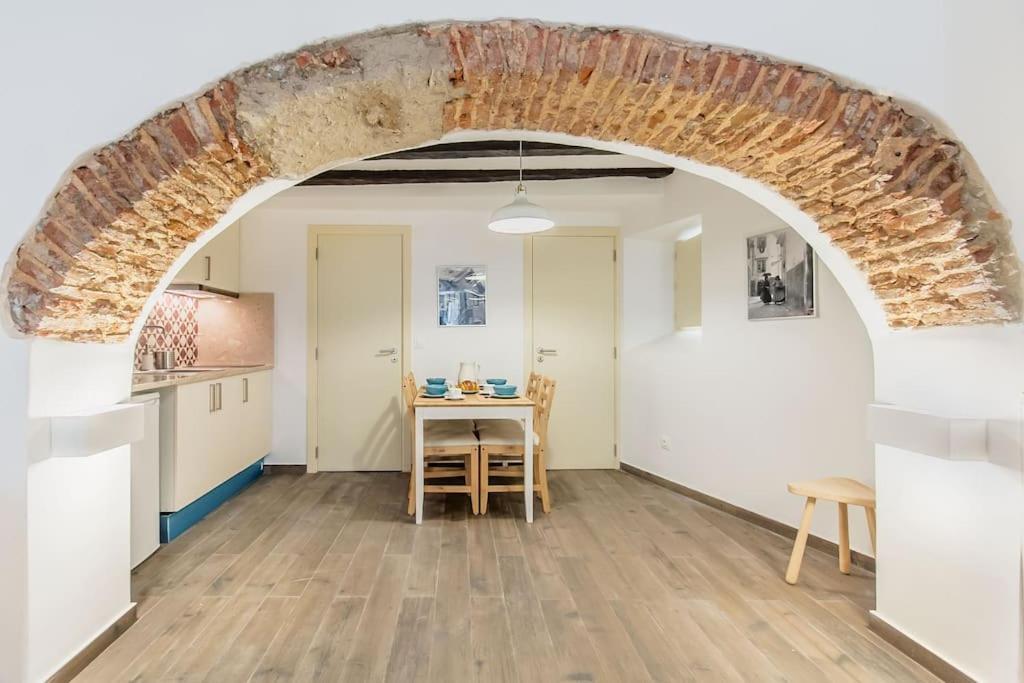 Alfama Guest Apartment *