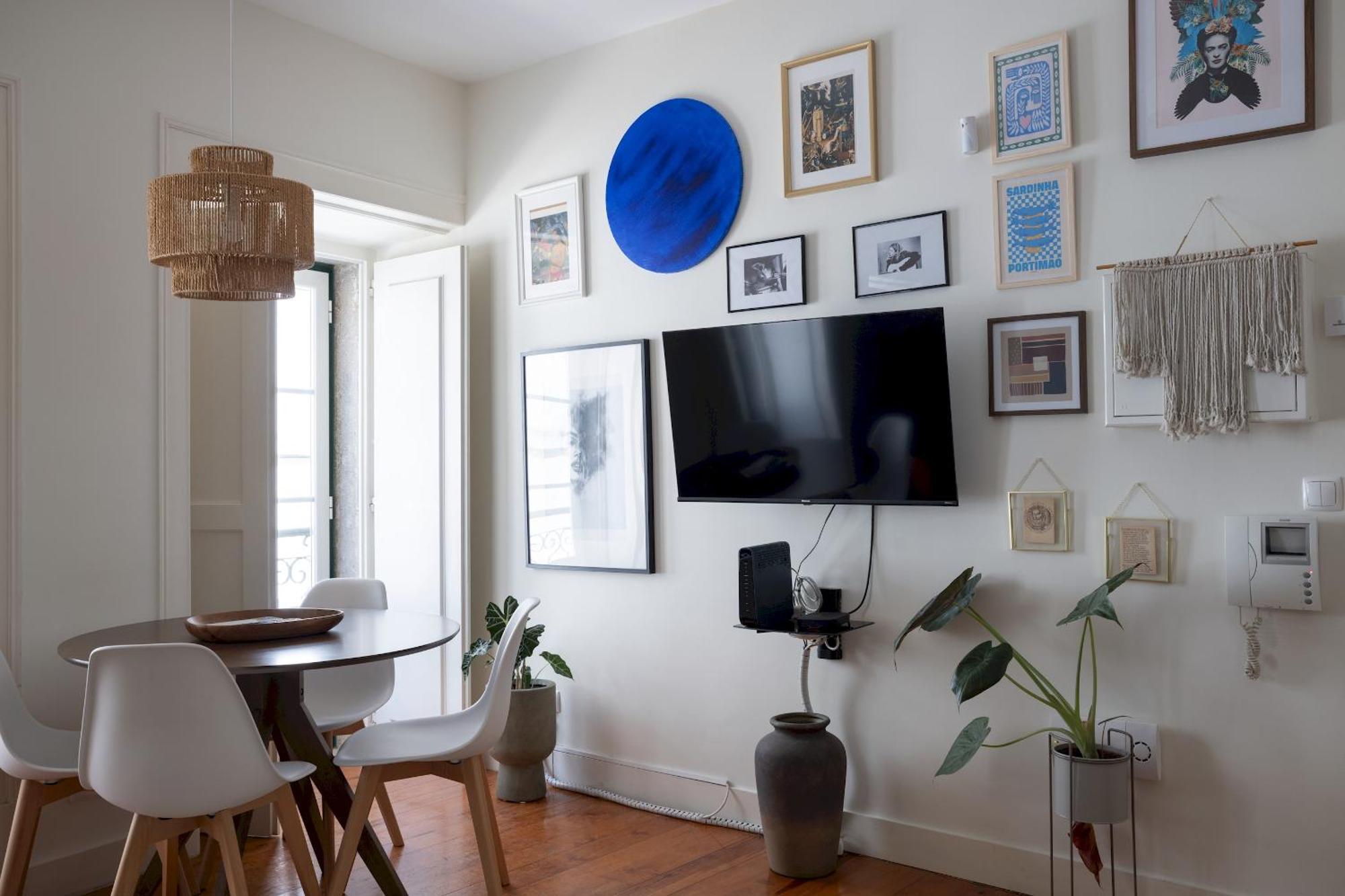 Apartment Historical Gem In Santa Catarina Lisbon