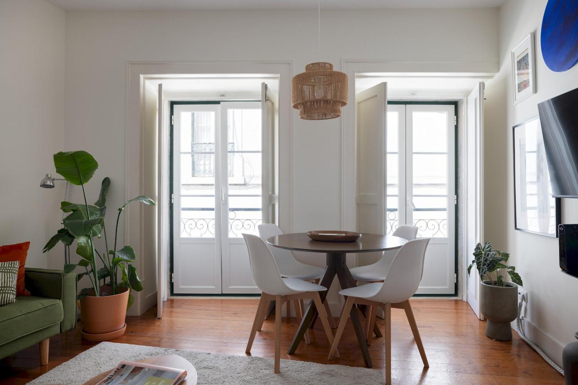Historical Gem In Santa Catarina * Lisbon
