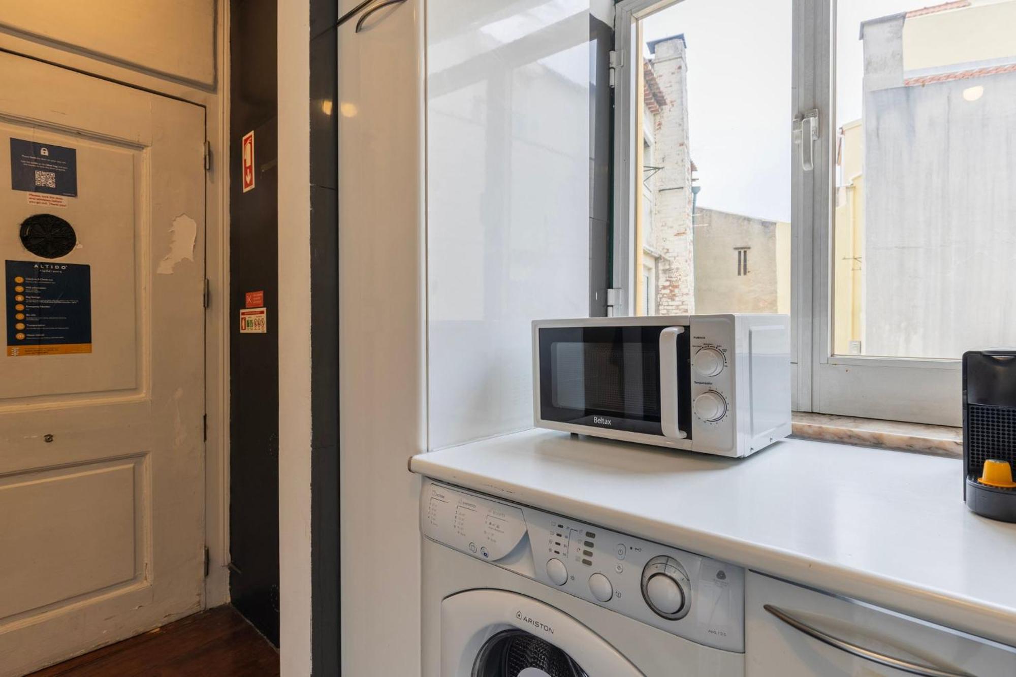 Chiado Center 1bdr Flat By Lovelystay * Lisbon