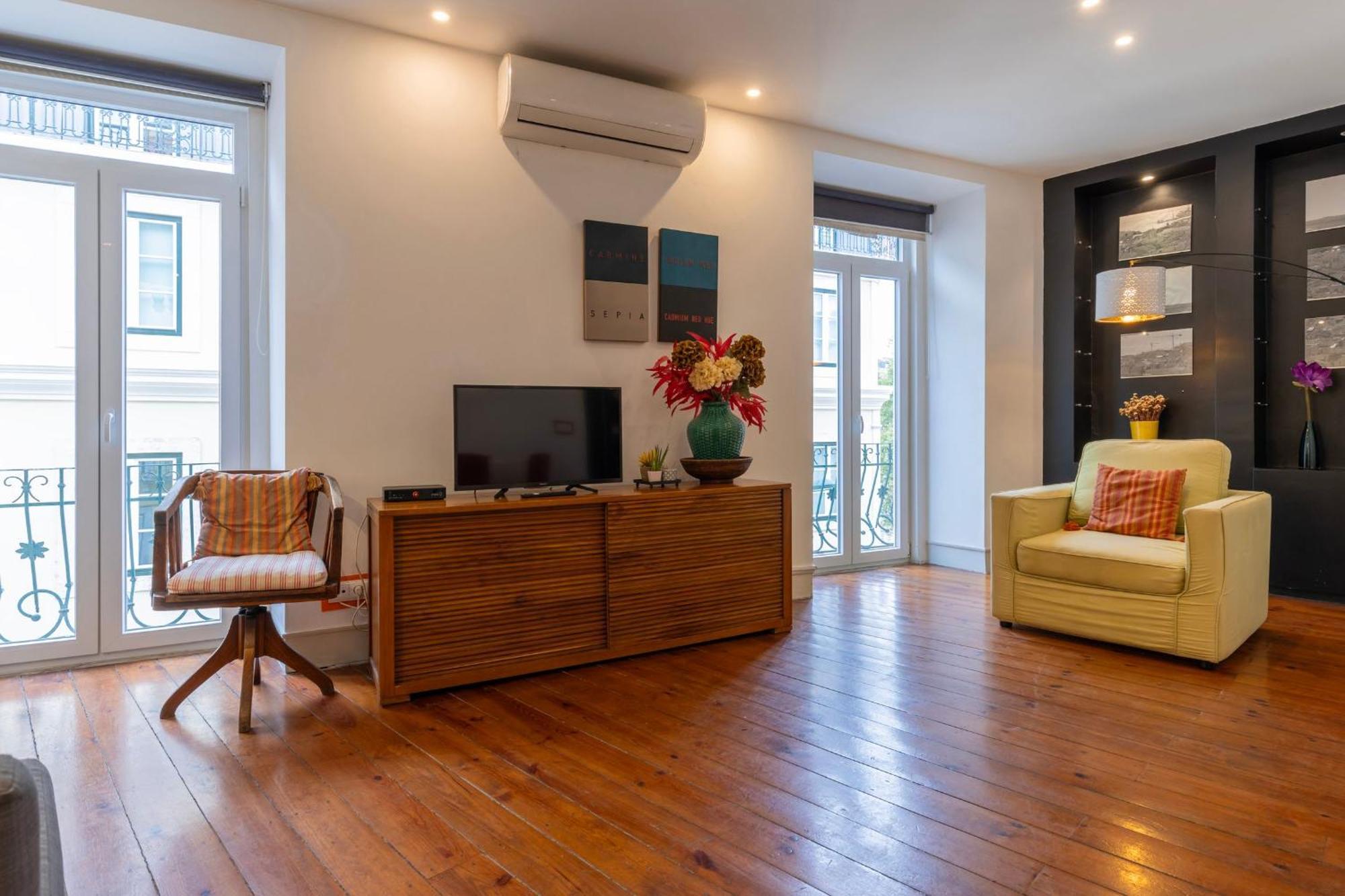 Chiado Center 1bdr Flat By Lovelystay Apartment Lisbon