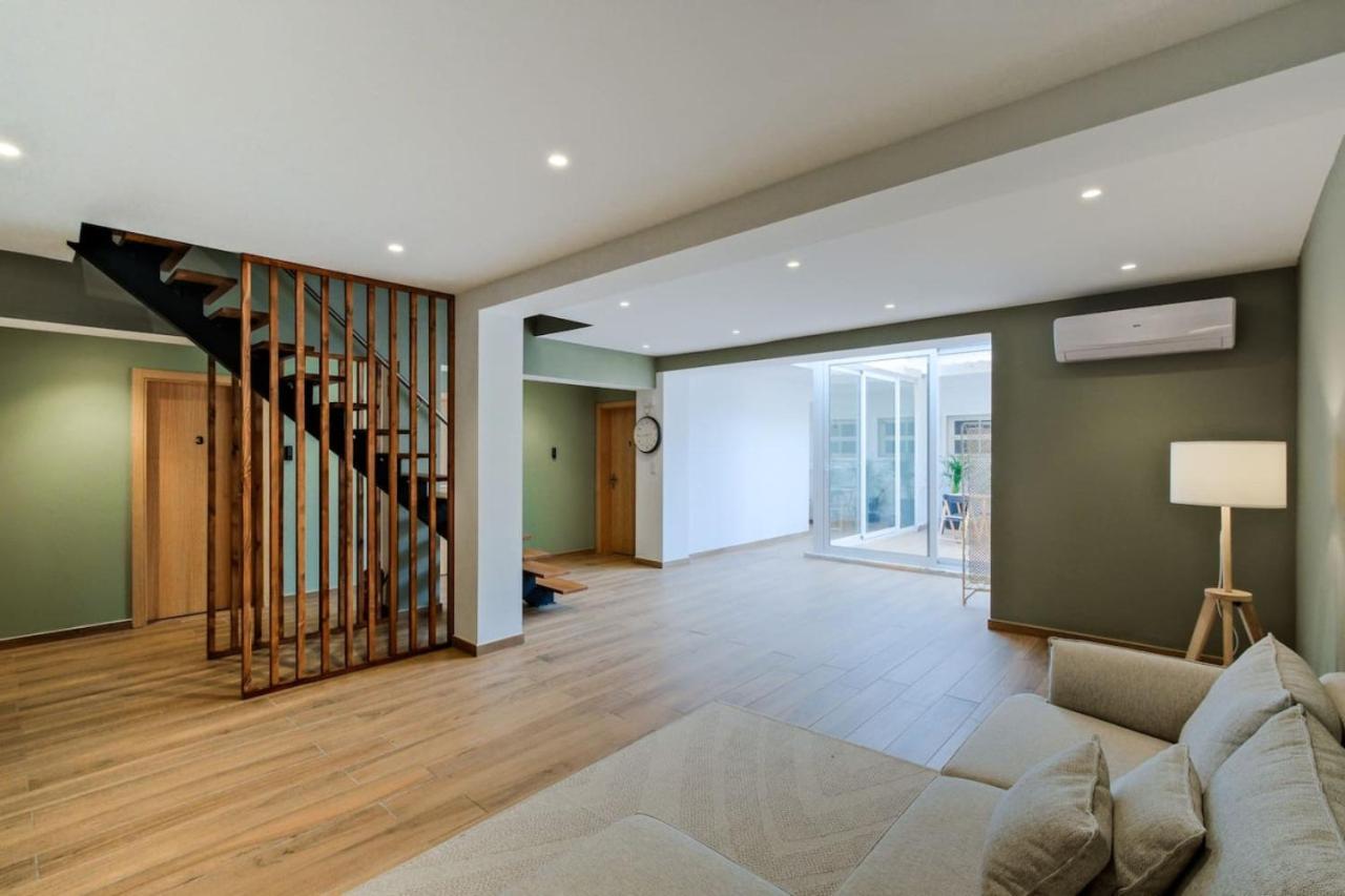 Lovely Fully Equipped Near Subway N12 *