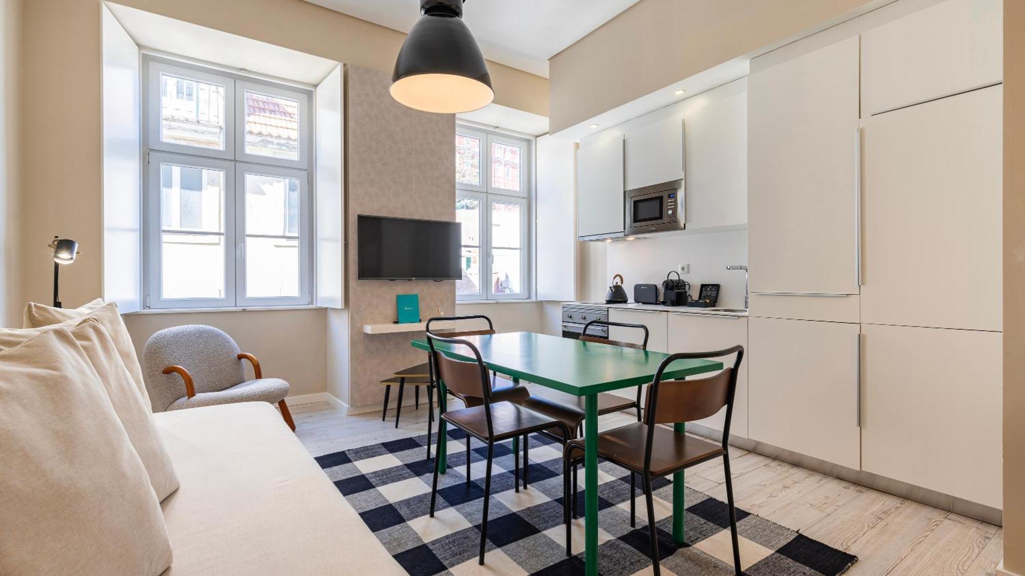 Apartment Carmo 43