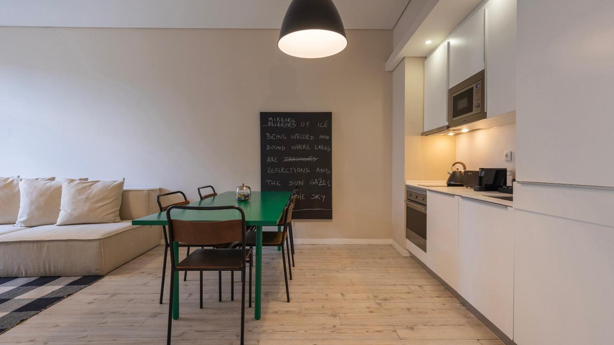Apartment Carmo 43 Lisbon