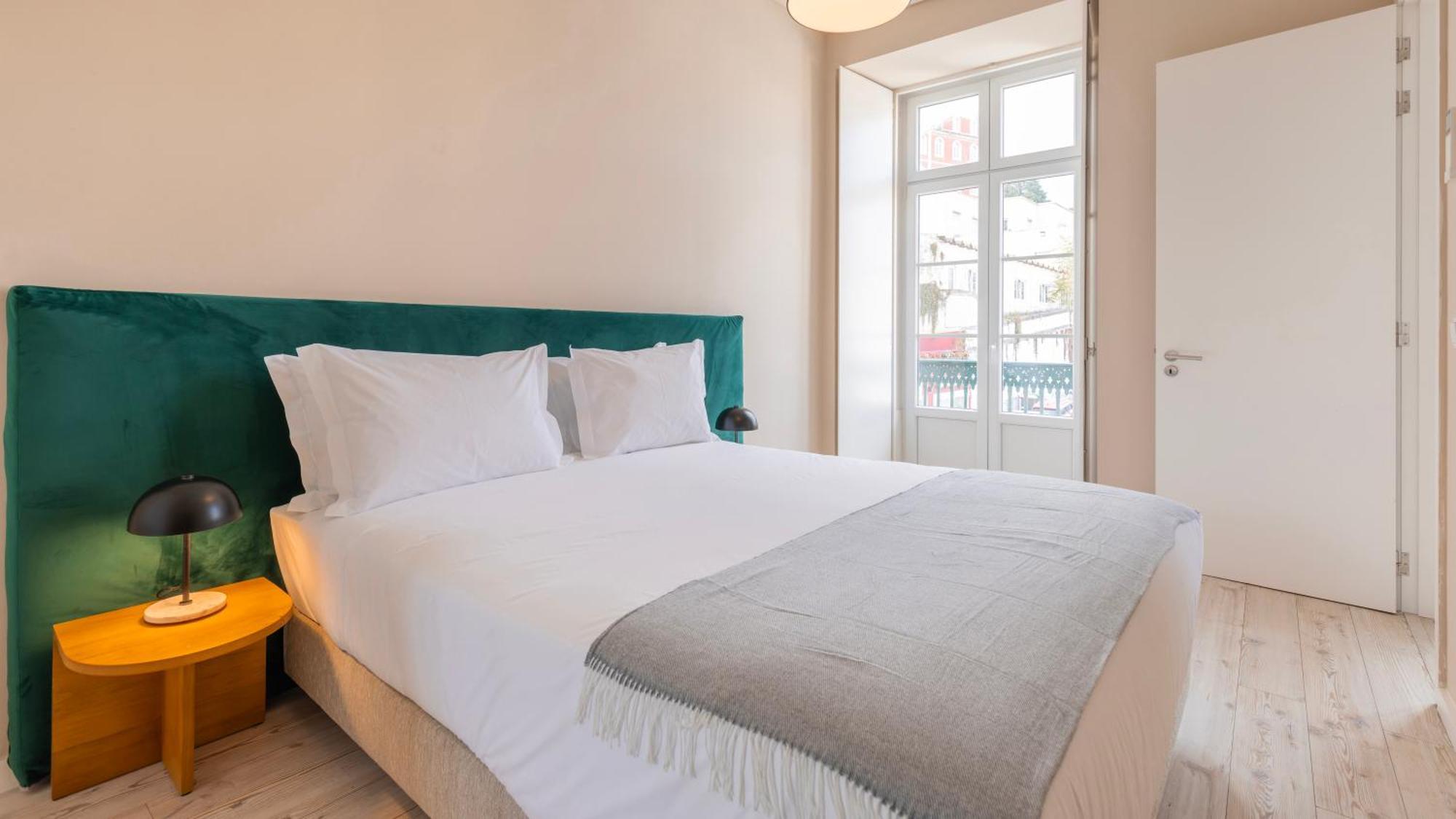 Apartment Carmo 43