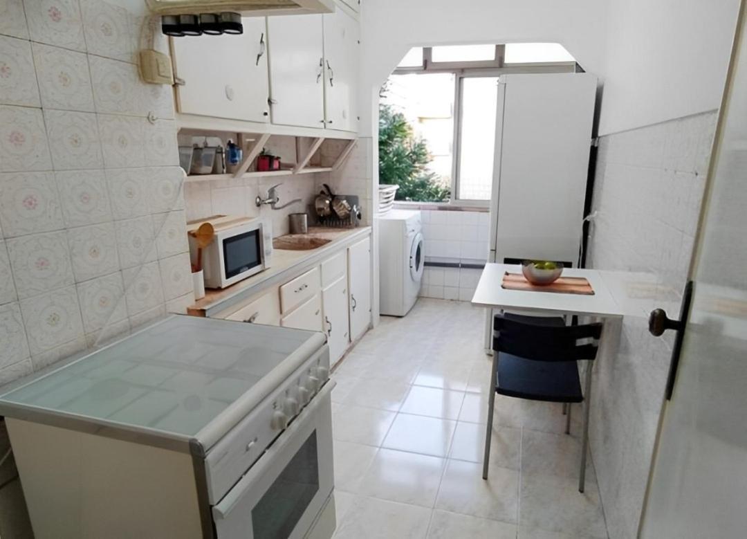 Homestay Private Rooms In Shared Apartment - Shared Bathroom And Dog Friendly