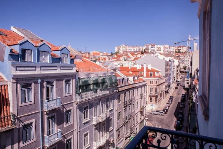 Gold * Lisbon