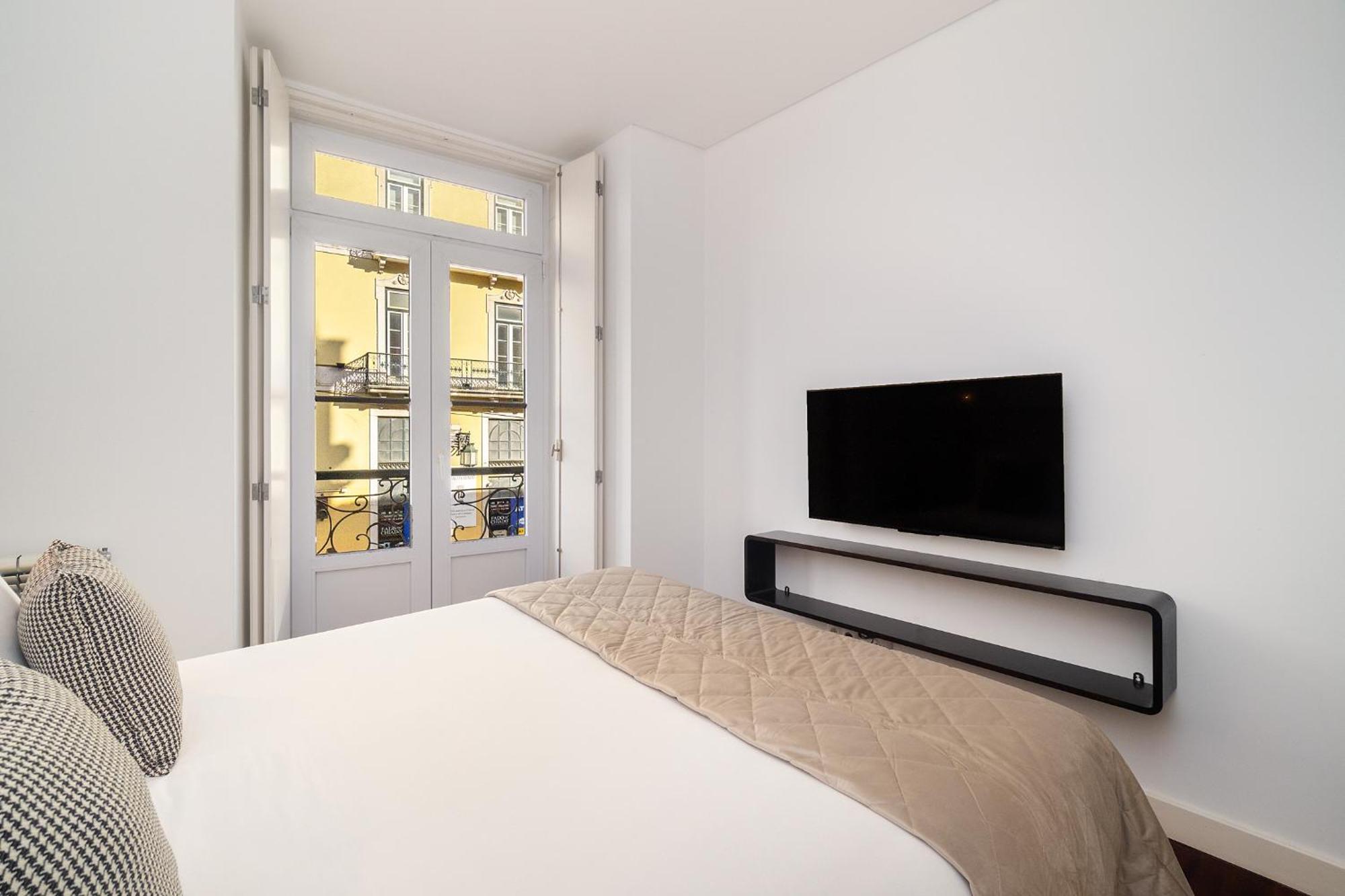 Whome Elegant Chiado Retreat Comfort In Lisbon's Heart Apartment *