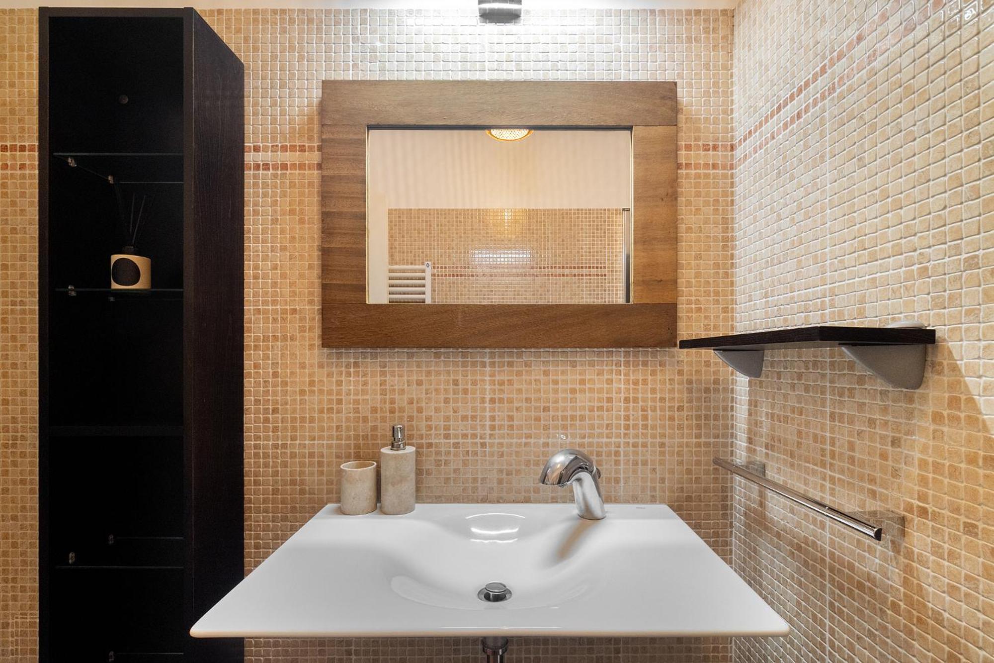 Apartment Whome Elegant Chiado Retreat Comfort In Lisbon's Heart