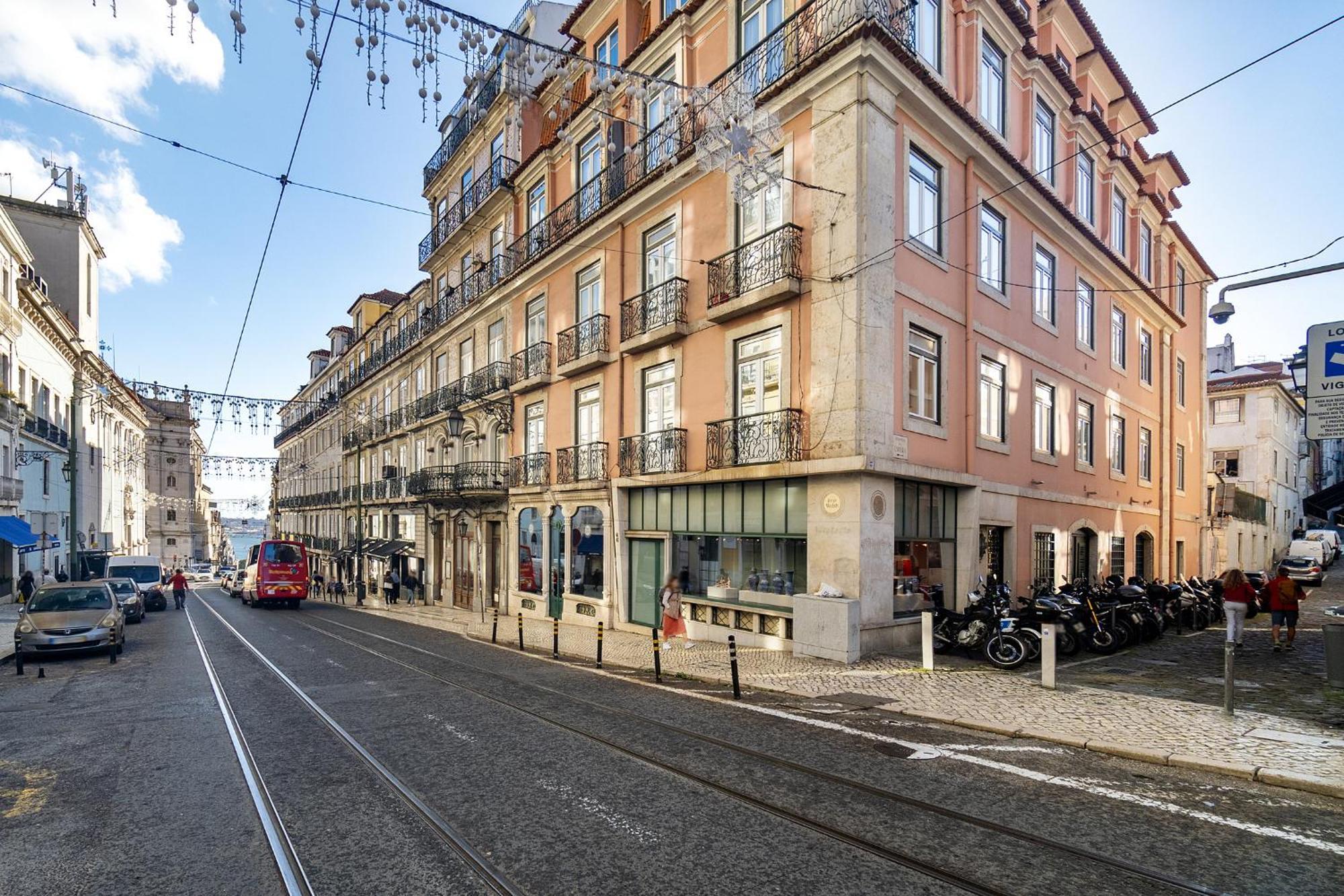 Whome Elegant Chiado Retreat Comfort In Lisbon's Heart * Lisbon
