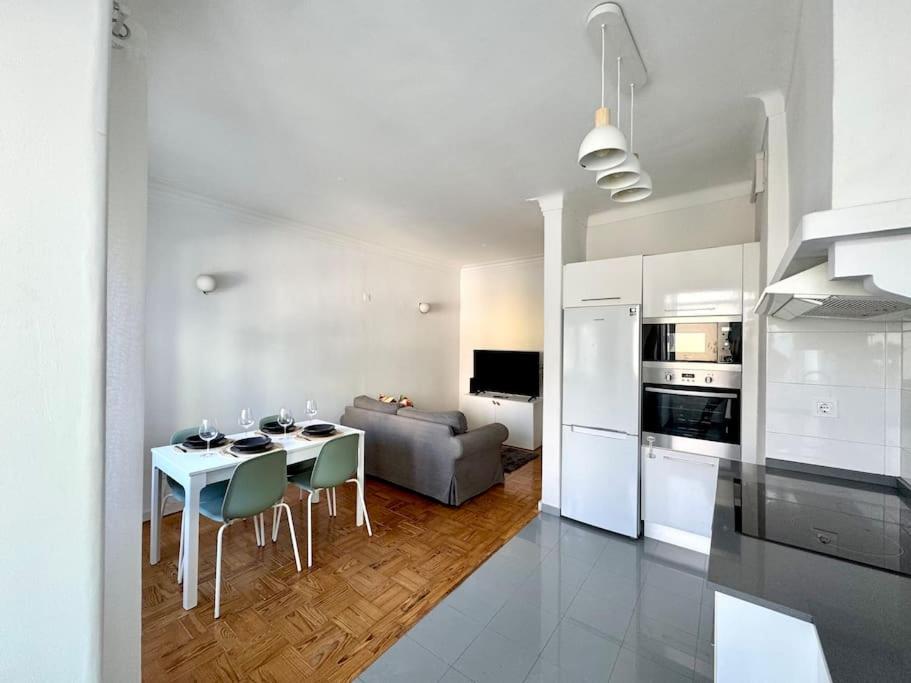 Apartment Viver - Em Campo De Ourique Lisbon