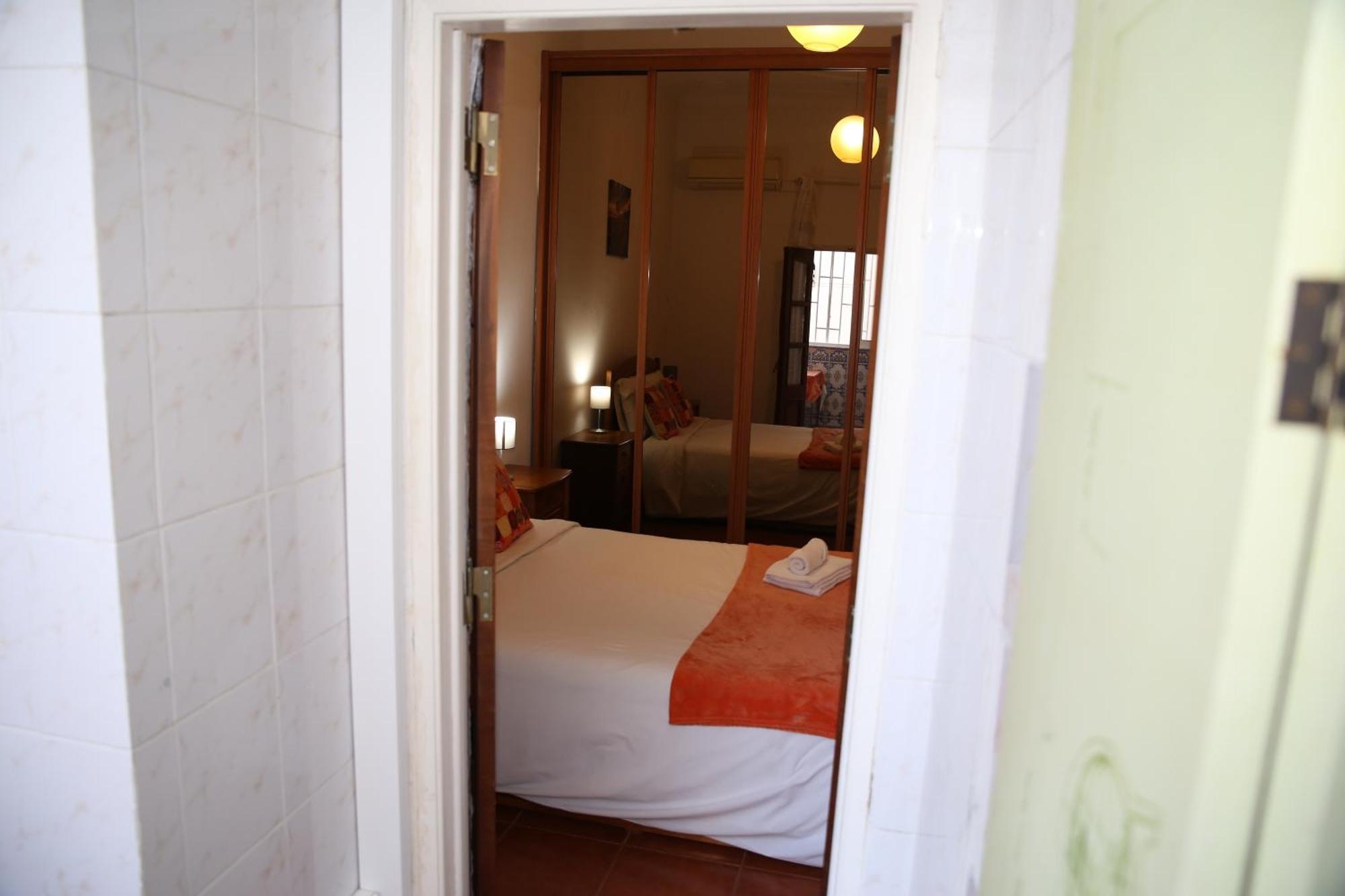 Bedroom Orange *