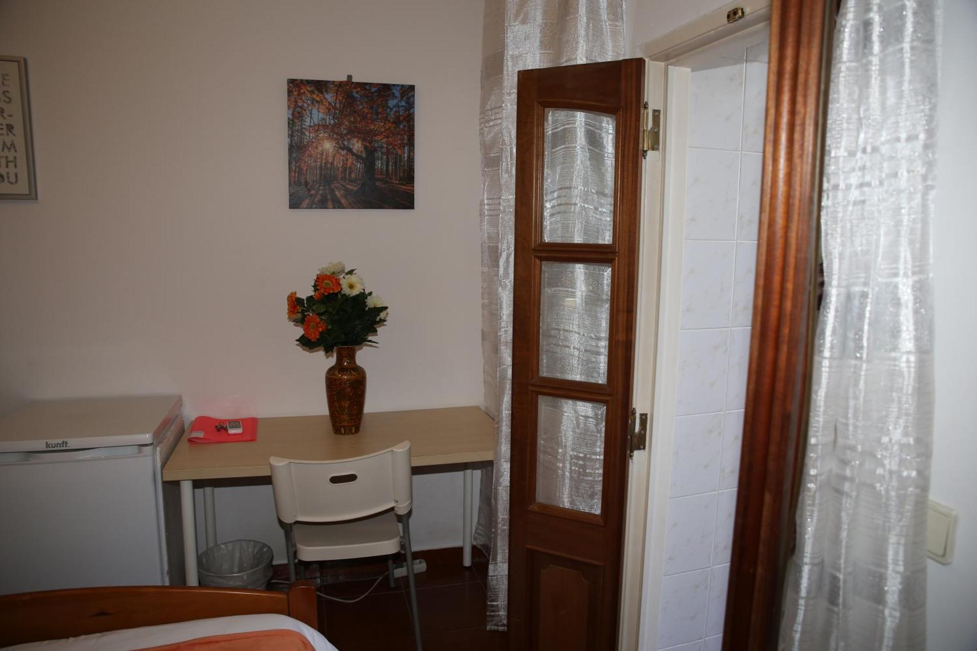 Bedroom Orange Homestay Lisbon