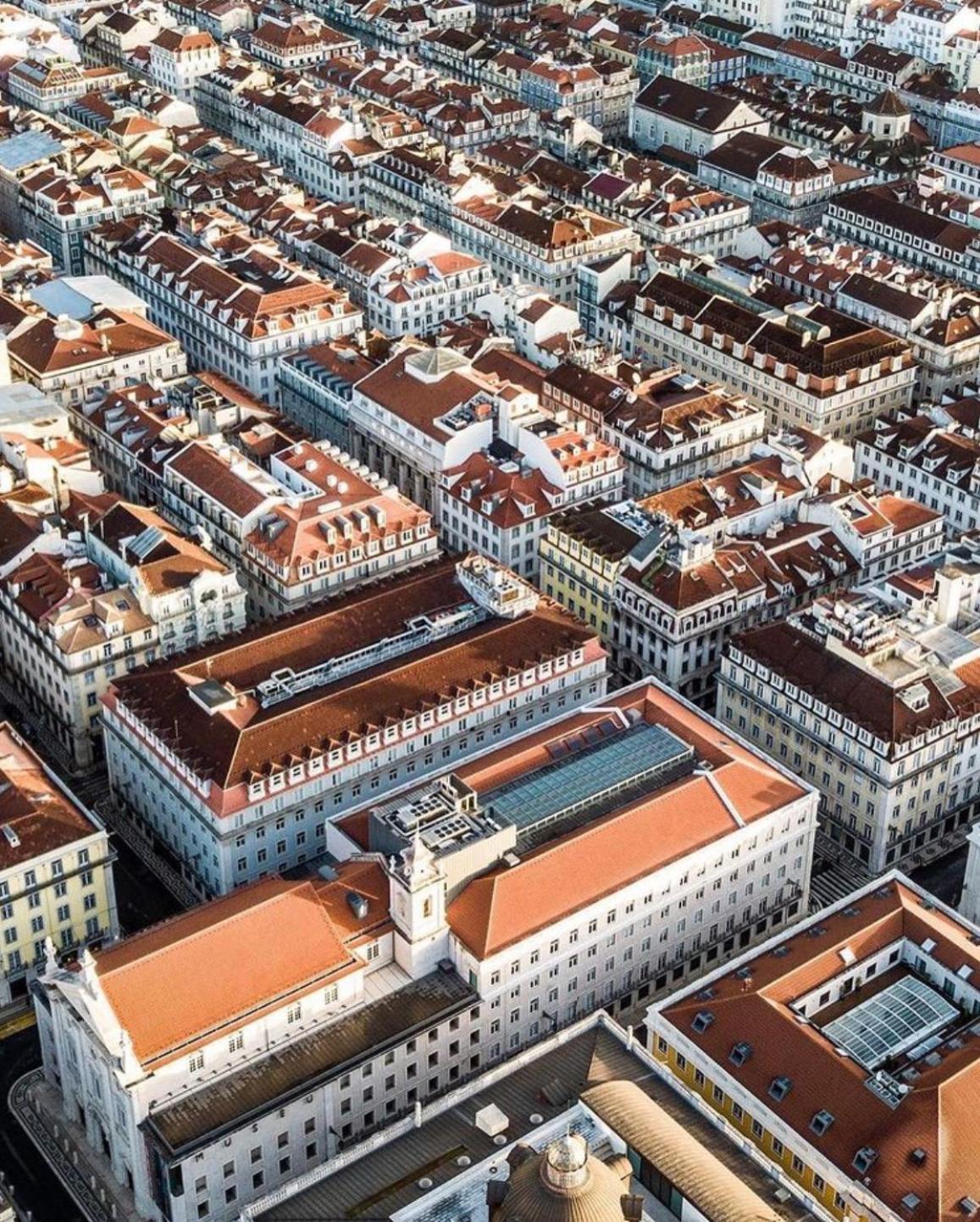 Luxury In Chiado 1 Br Apartment Lisbon