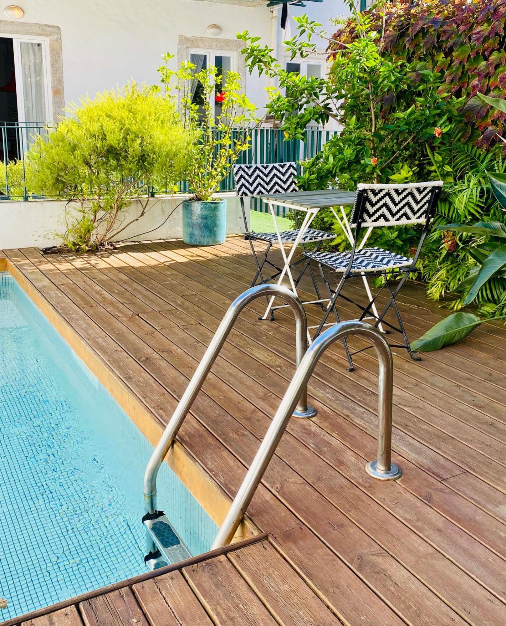 Swimming Pool Central Apartment