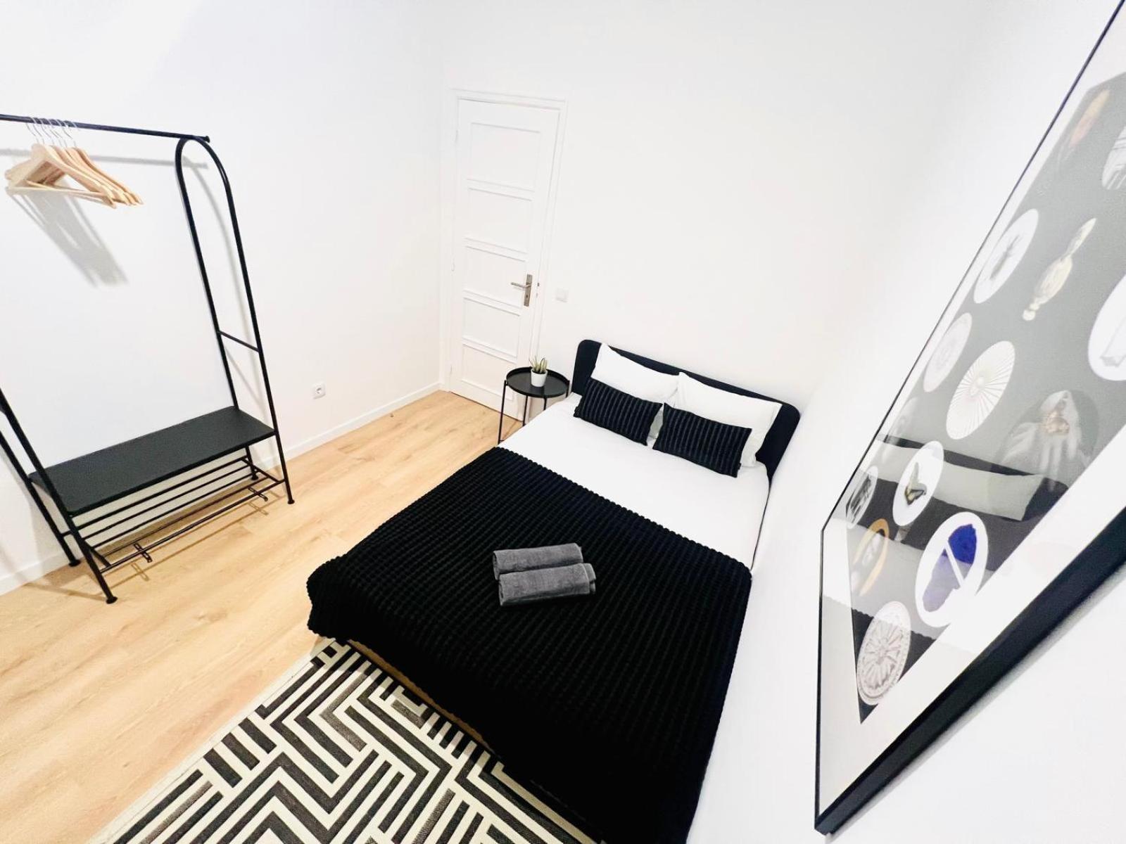 Guest house Center - Ideal For Tourists *